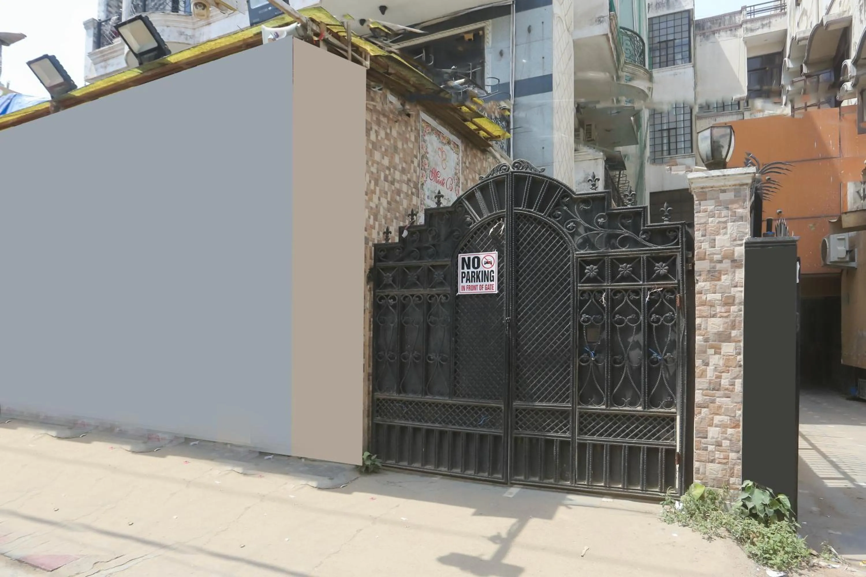 Property building in Swastik residency Paschim Vihar by twamev