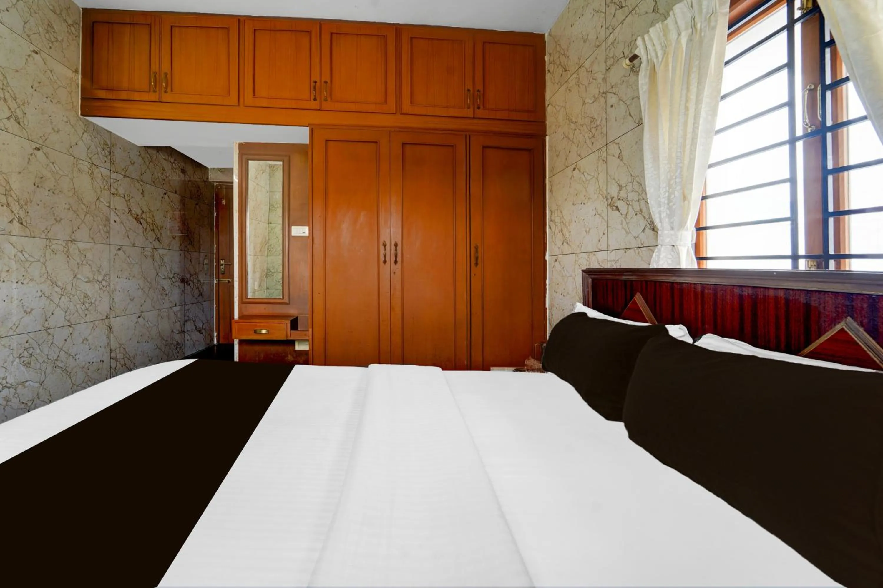 Bedroom, Bed in Super Collection O Omni Bus Terminal Gandhipuram Formerly Apple Grand