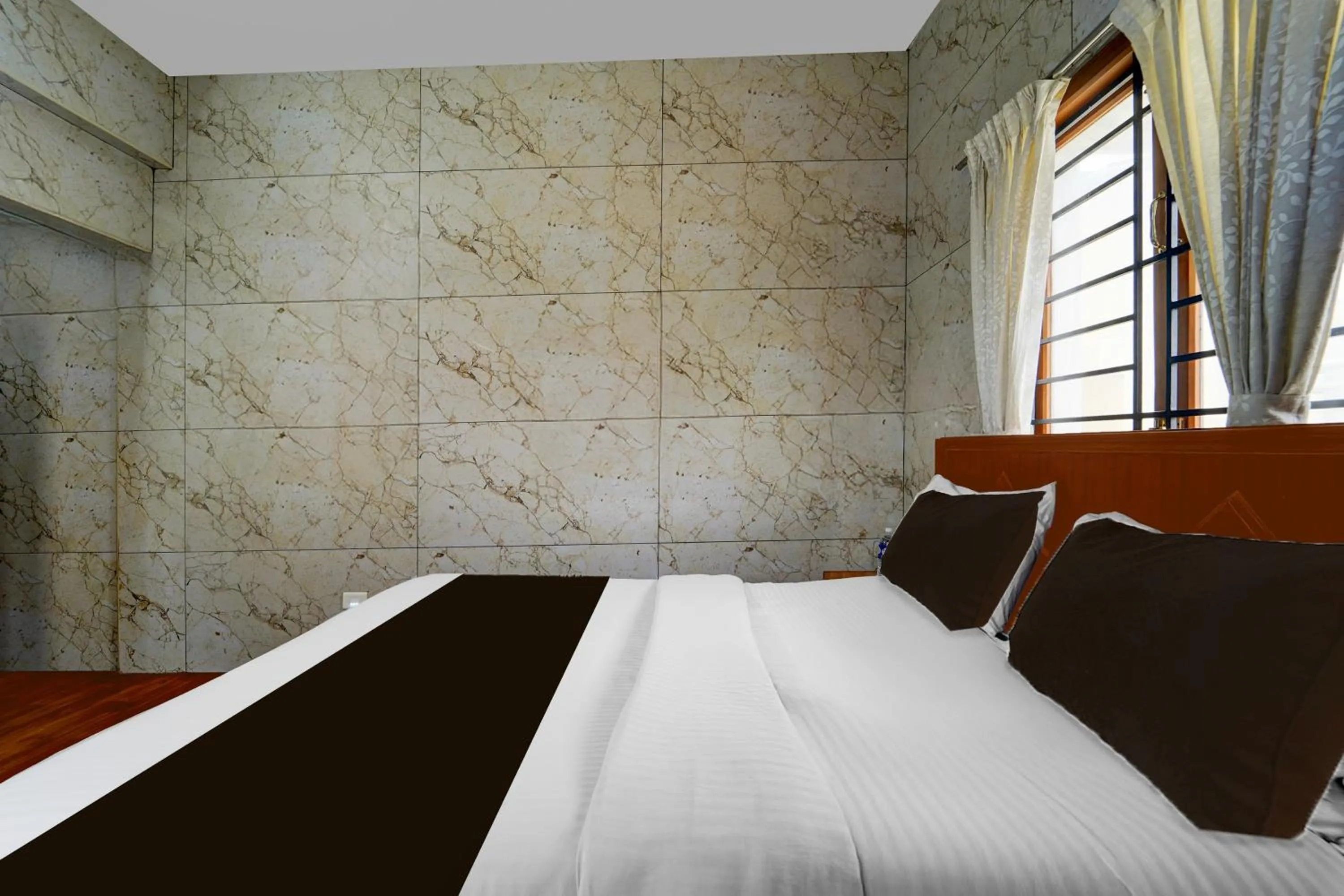 Bedroom, Bed in Super Collection O Omni Bus Terminal Gandhipuram Formerly Apple Grand