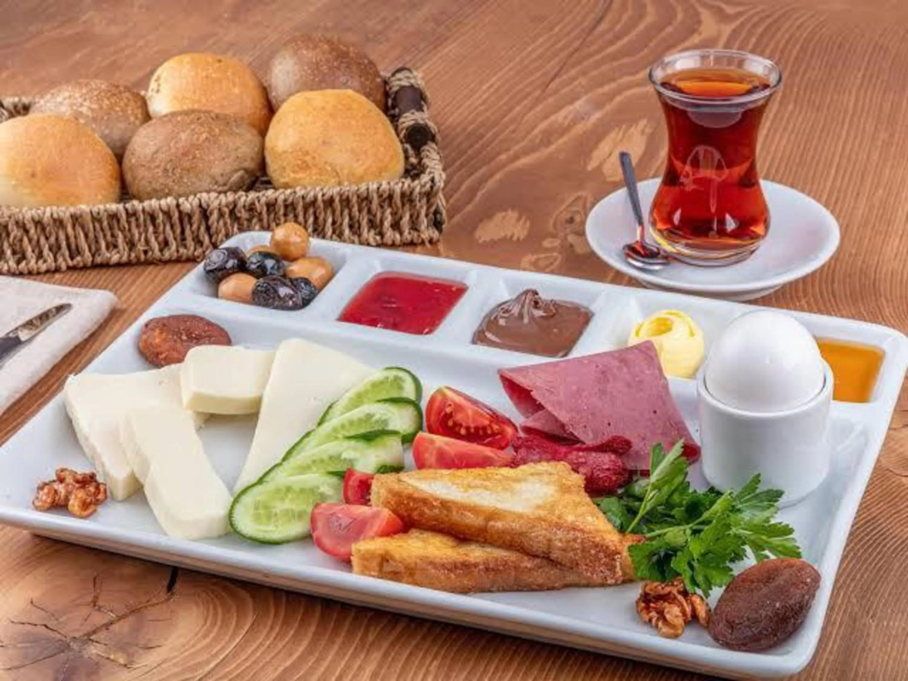 Breakfast in Airport Waves Hotel