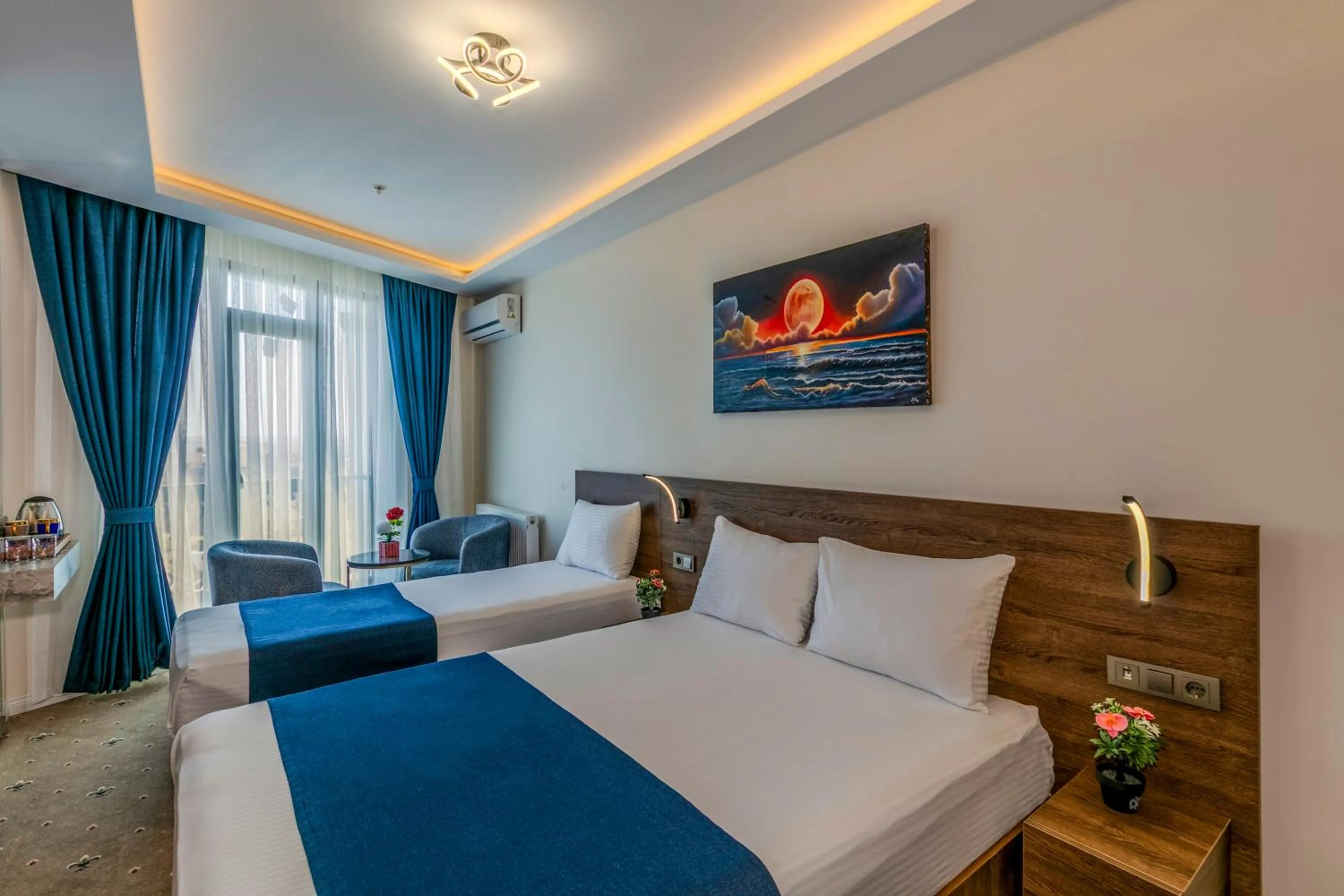 Bed in Airport Waves Hotel