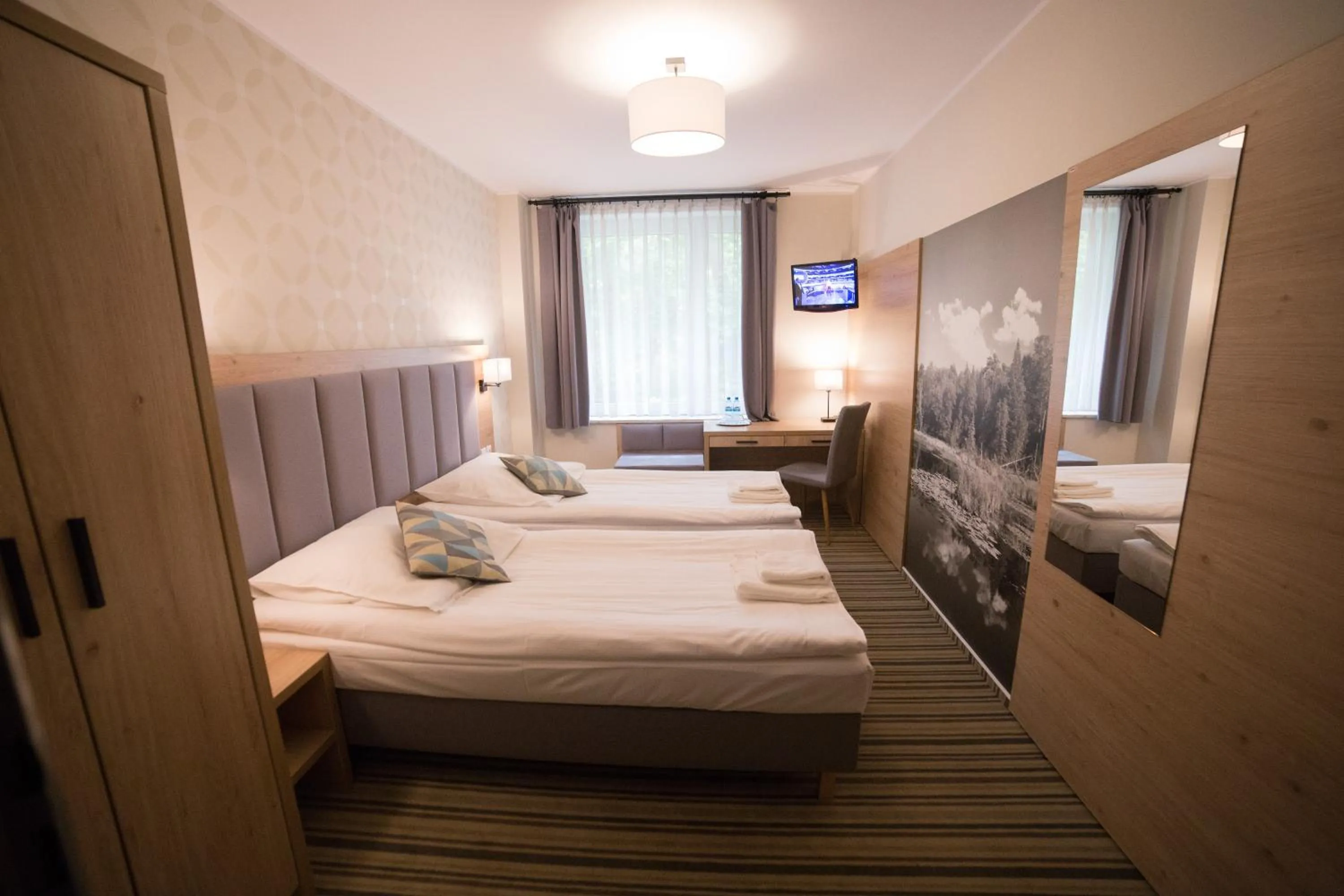 TV and multimedia, Bed in Hotel Ossowski