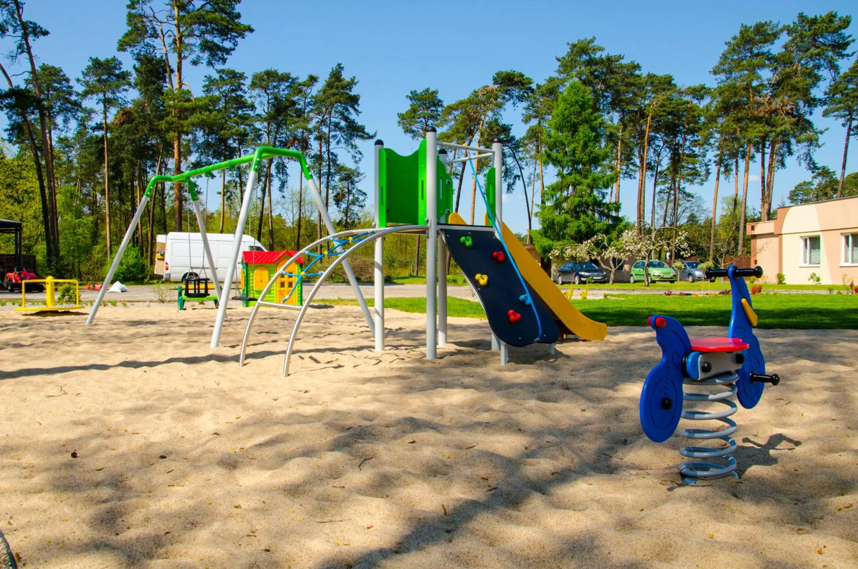 People in Hotel Ossowski