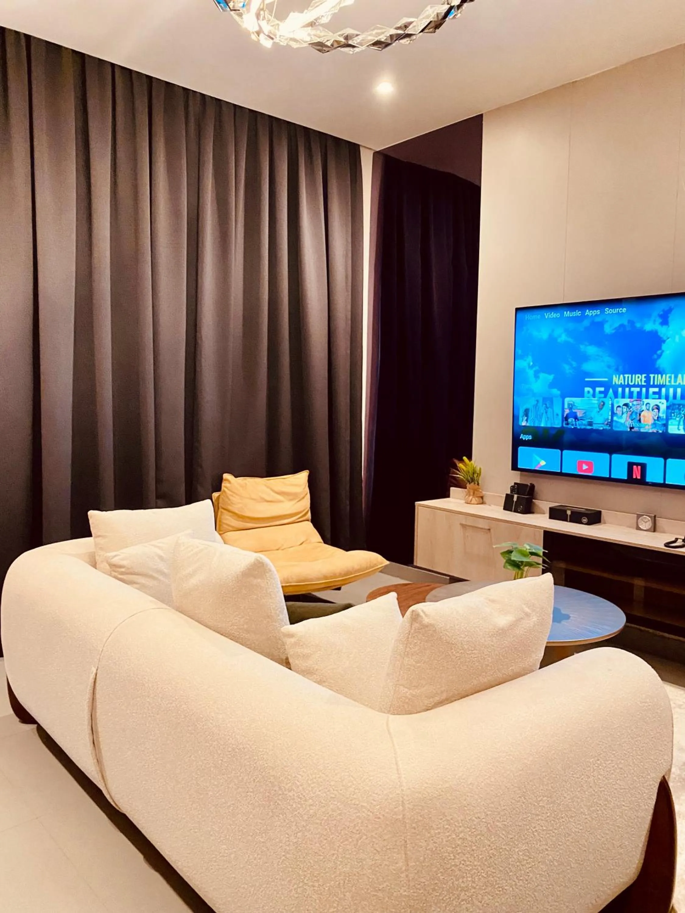 TV and multimedia in Goba peaks