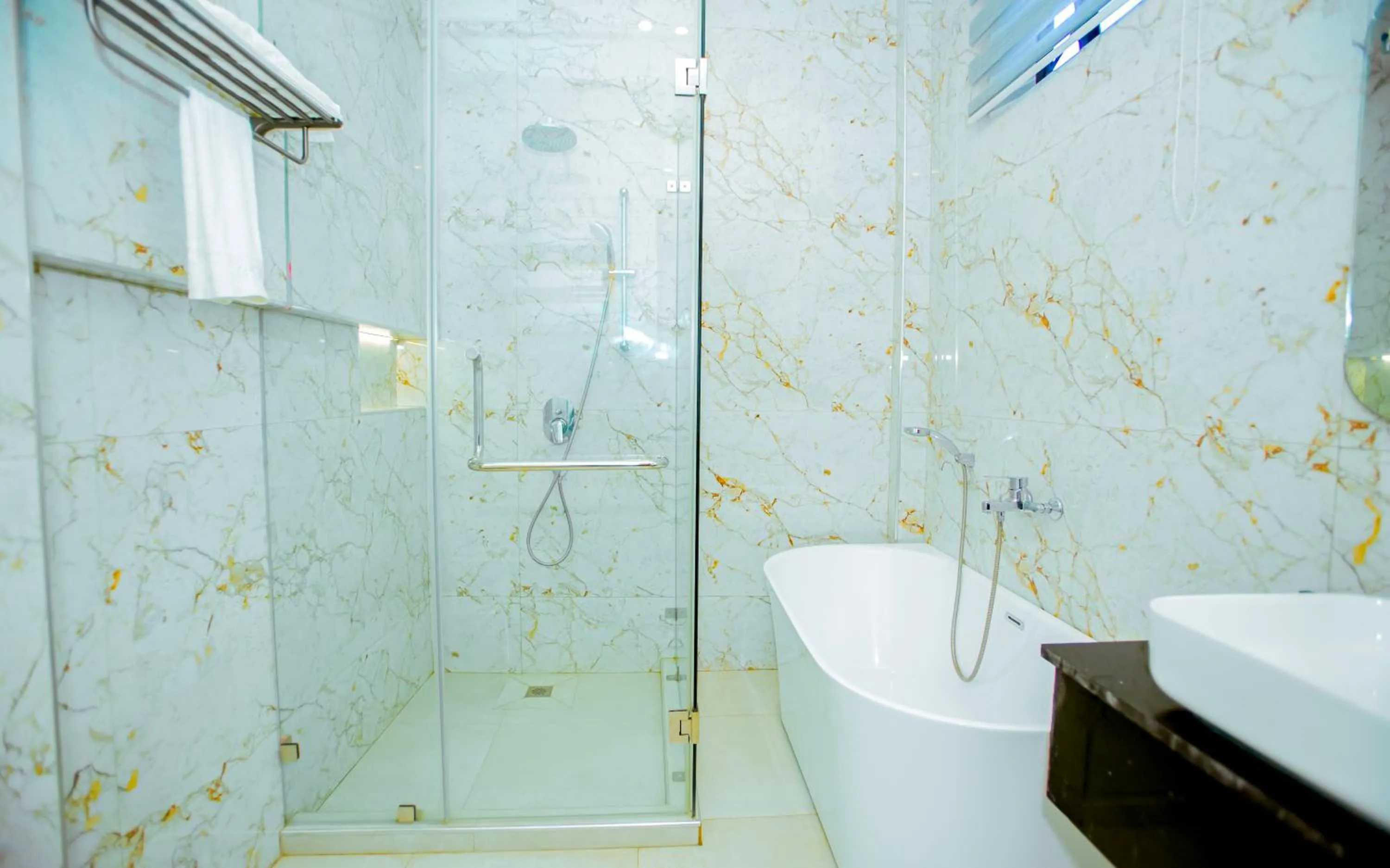 Shower in Goba peaks