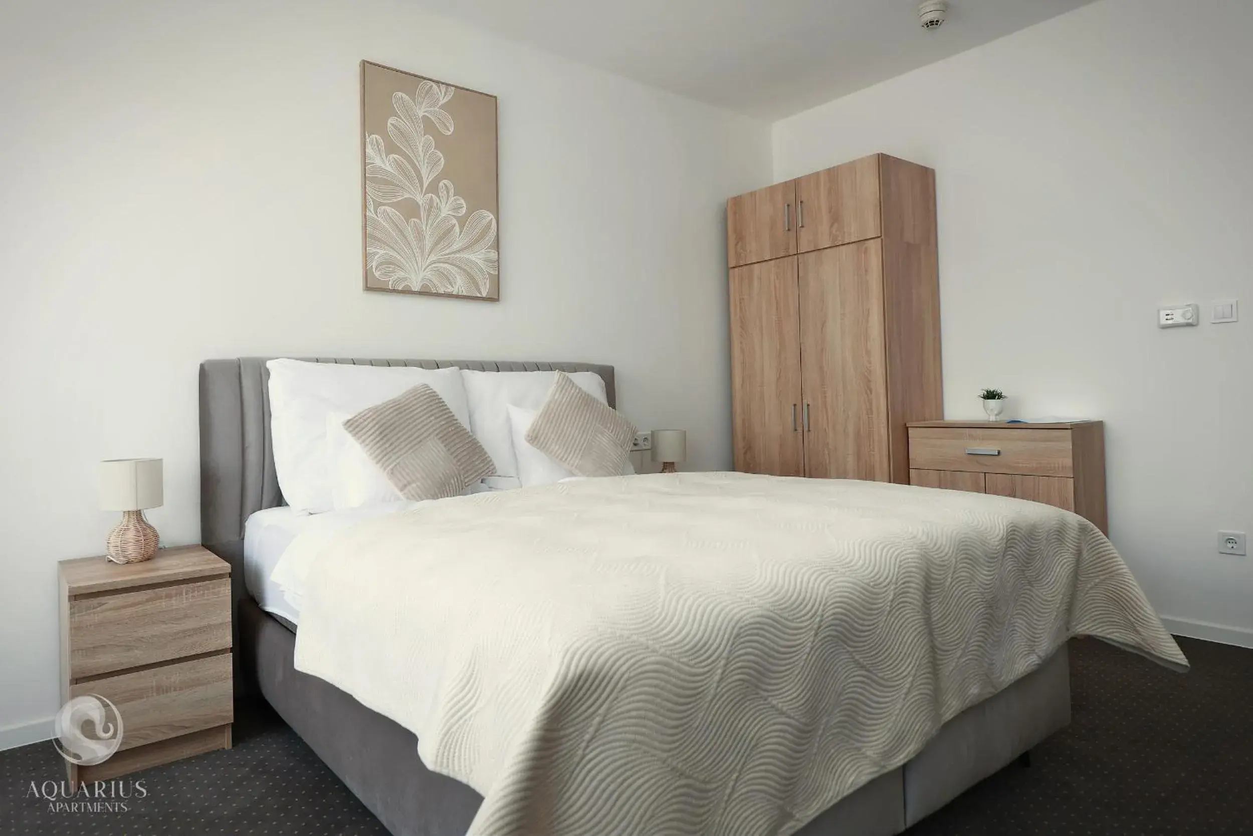 One-Bedroom Premium Apartment in Aquarius Apartments One-Bedroom Premium Apartment in Aquarius Apartments