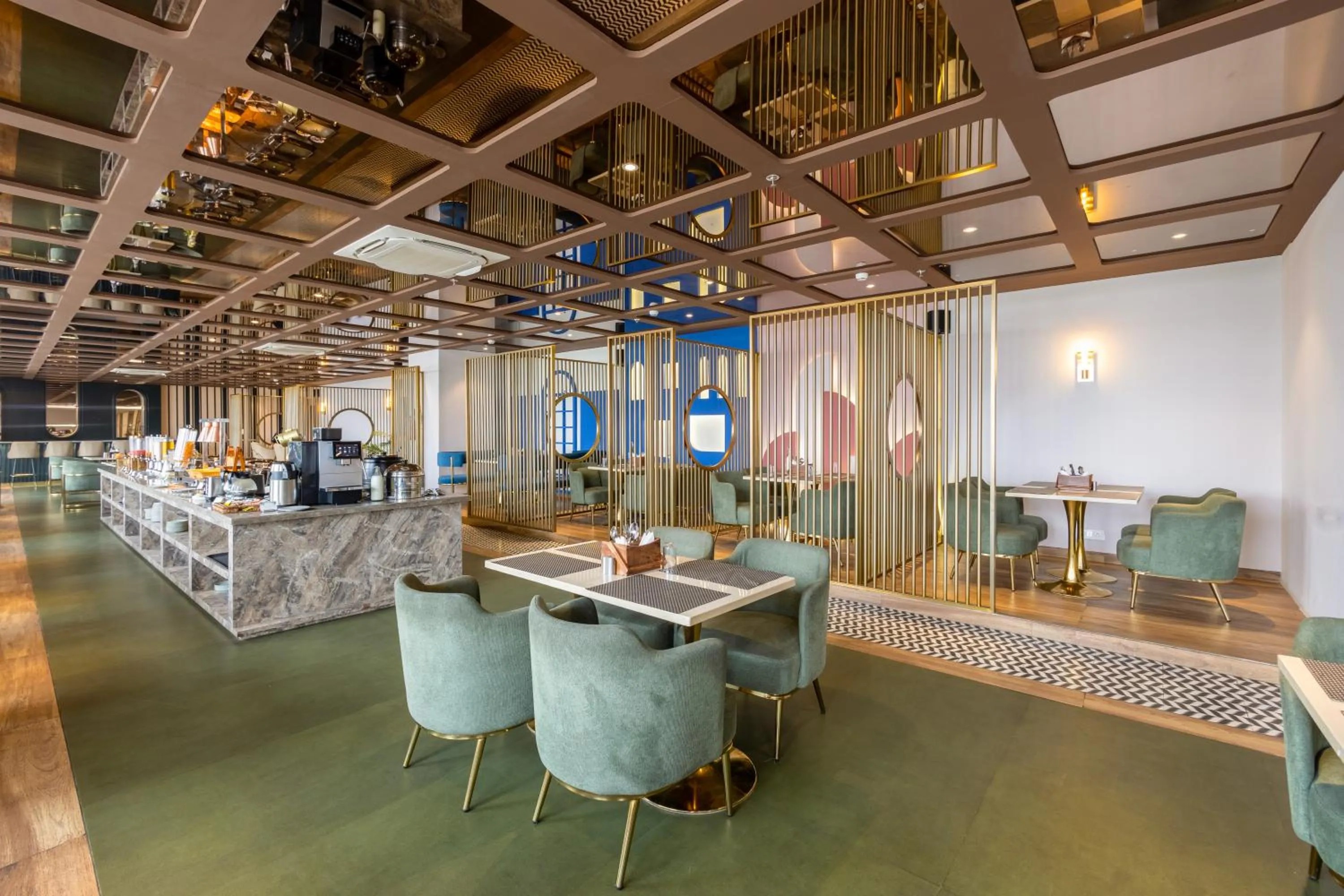 Restaurant/places to eat in Saltstayz Premier Suite Chandigarh Mohali