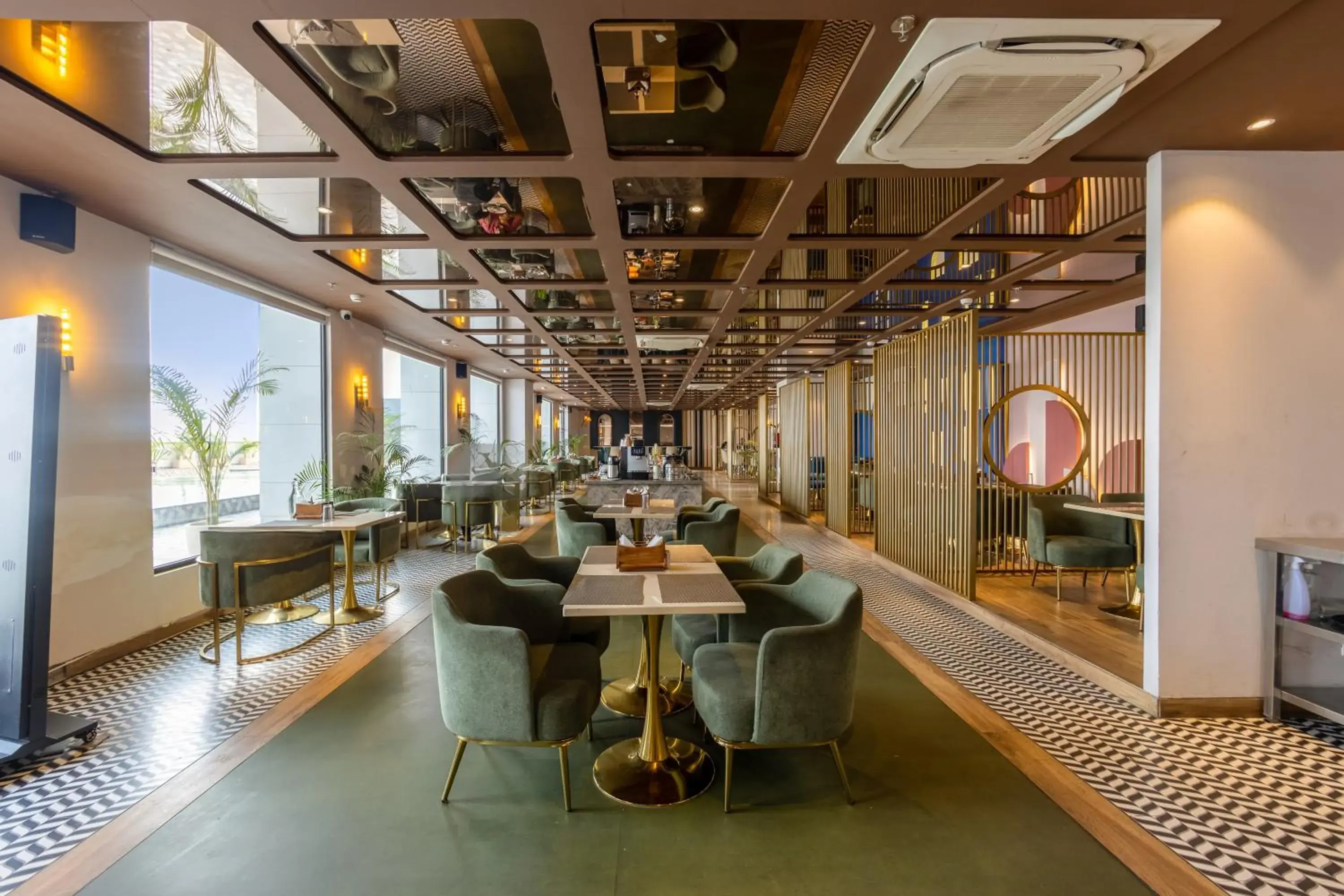 Restaurant/places to eat in Saltstayz Premier Suite Chandigarh Mohali Restaurant/places to eat in Saltstayz Premier Suite Chandigarh Mohali