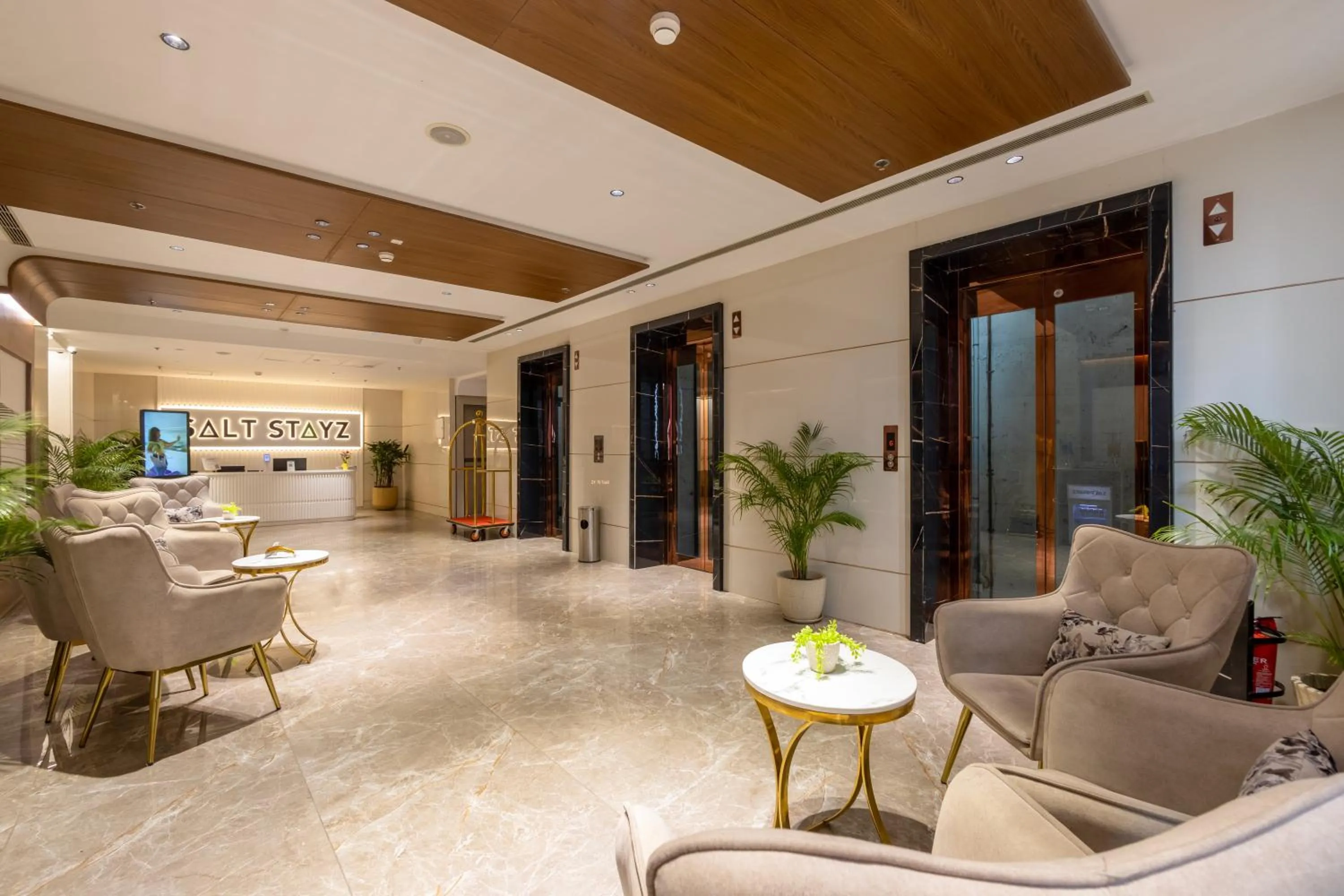 Lobby or reception in Saltstayz Premier Suite Chandigarh Mohali