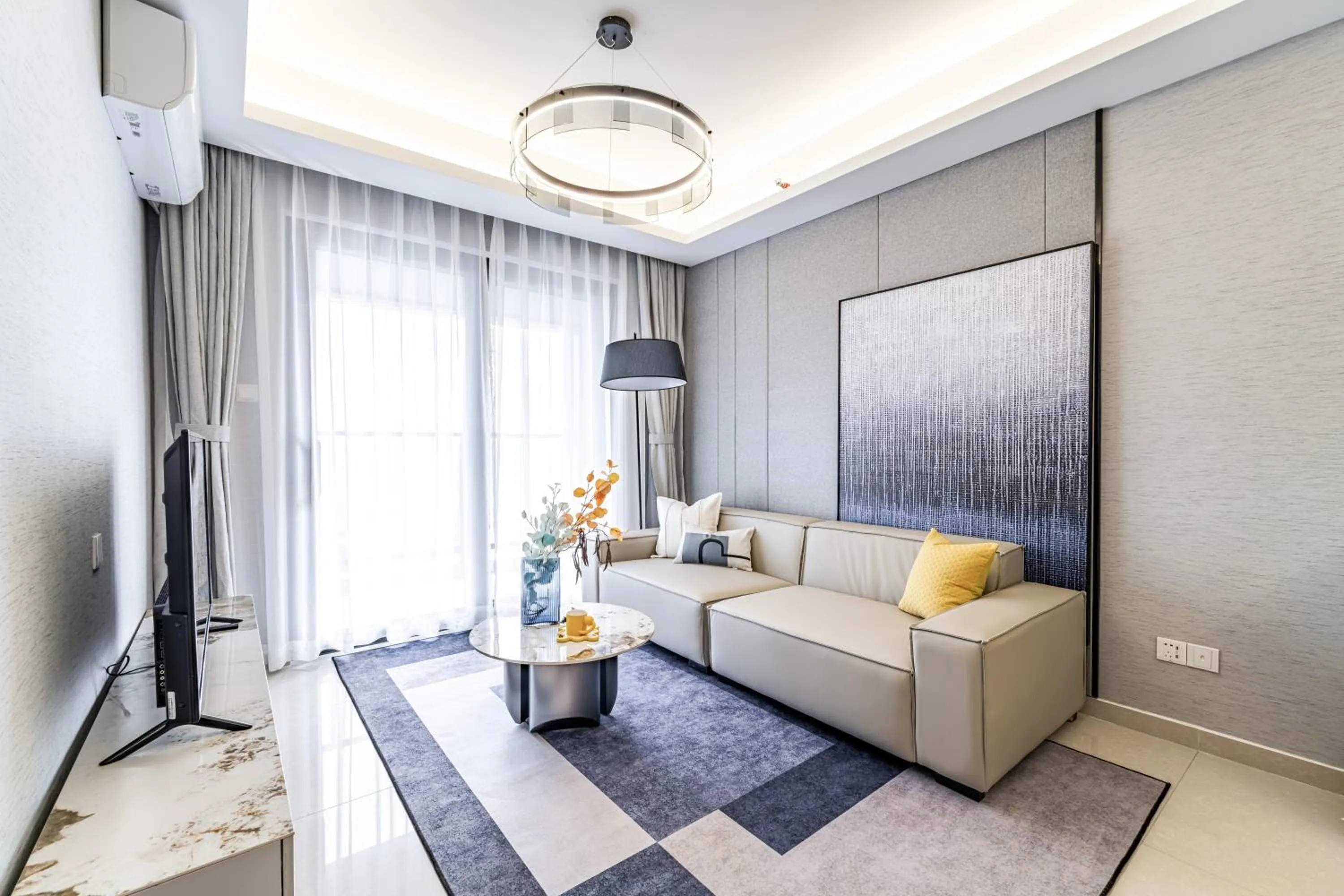 Living room in Kingkey Shuibei International Apartment Hotel