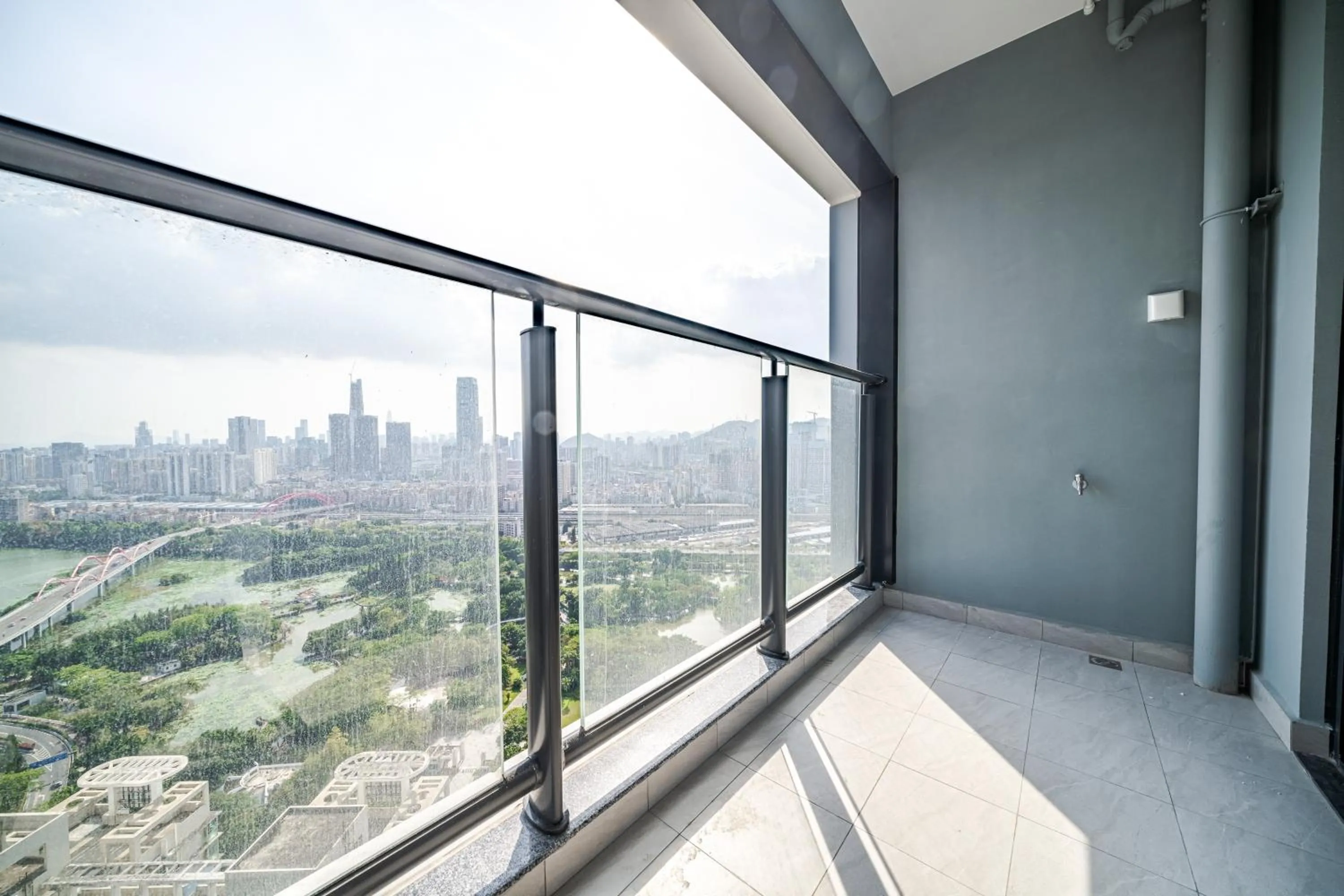 Balcony/Terrace in Kingkey Shuibei International Apartment Hotel