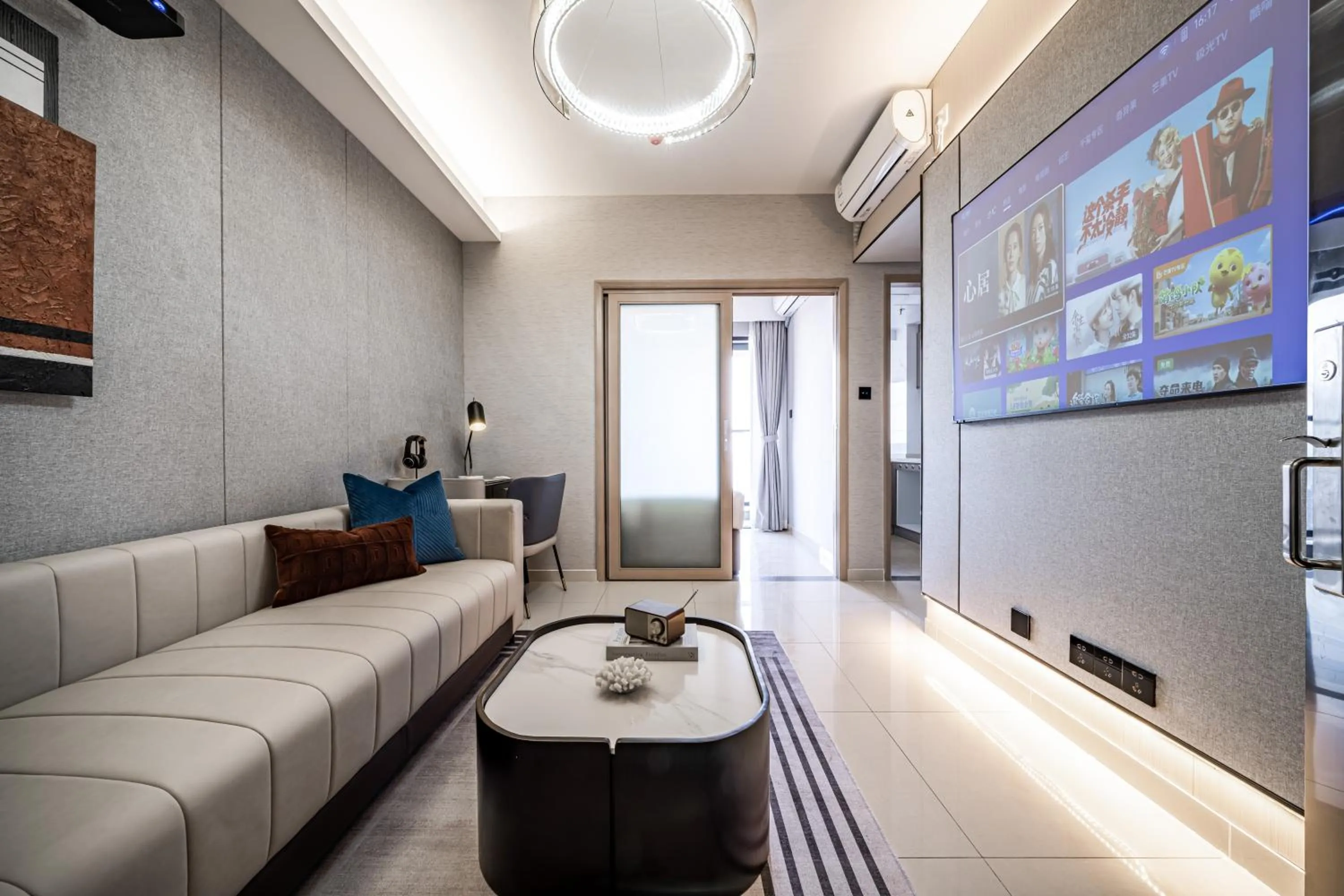 Living room in Kingkey Shuibei International Apartment Hotel