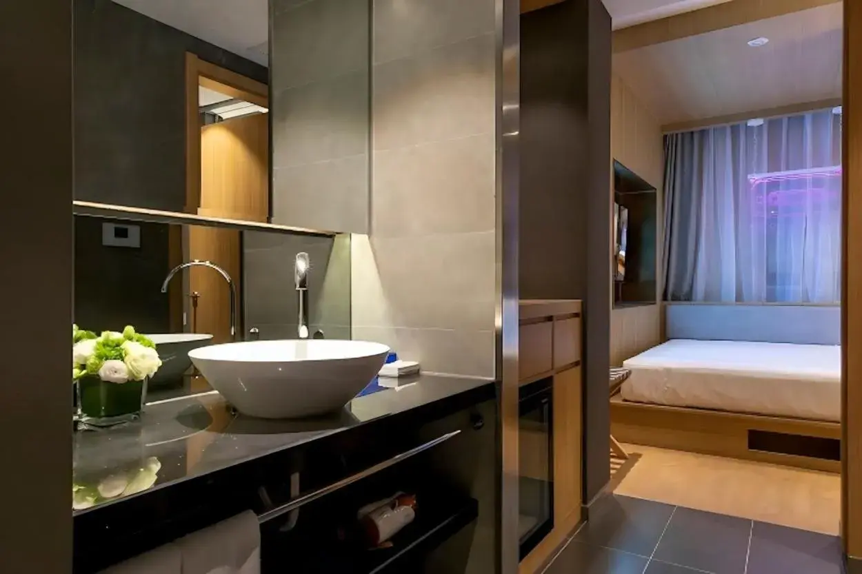 Economy Double Room in JL Boutique Hotel shanghai Tian An 1000 Trees Jing An Temple changshou Road Store Economy Double Room in JL Boutique Hotel shanghai Tian An 1000 Trees Jing An Temple changshou Road Store