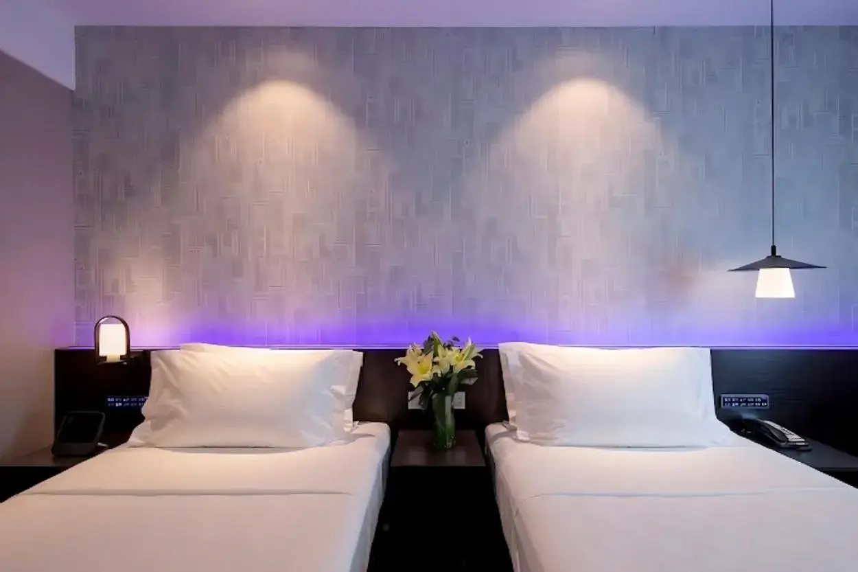 Twin Room in JL Boutique Hotel shanghai Tian An 1000 Trees Jing An Temple changshou Road Store Twin Room in JL Boutique Hotel shanghai Tian An 1000 Trees Jing An Temple changshou Road Store