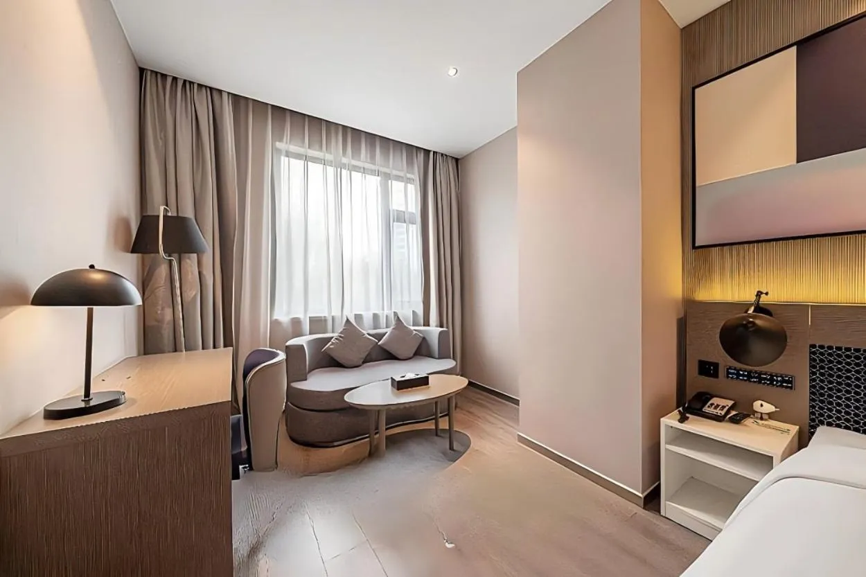 Bedroom in JL Boutique Hotel shanghai Tian An 1000 Trees Jing An Temple changshou Road Store