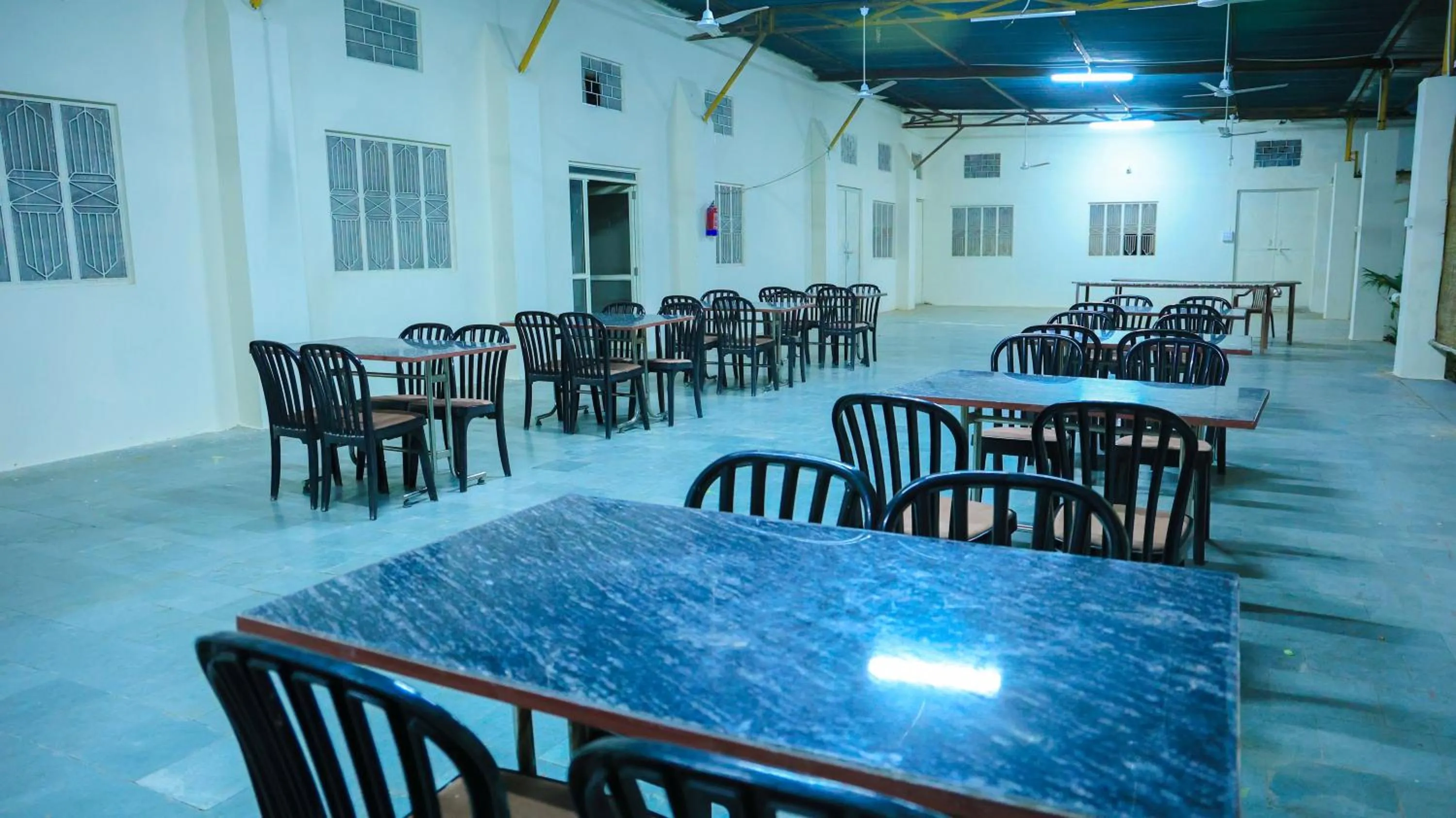 Restaurant/places to eat in The Lala Hotel and Resort