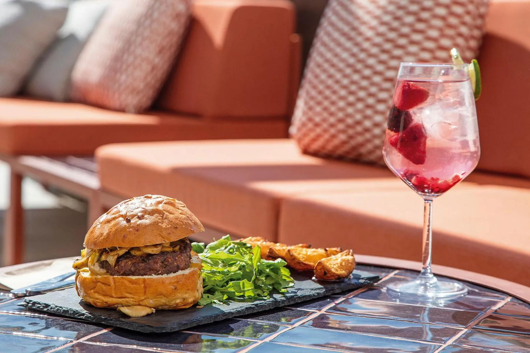 Food and drinks in Hotel Acta Moa