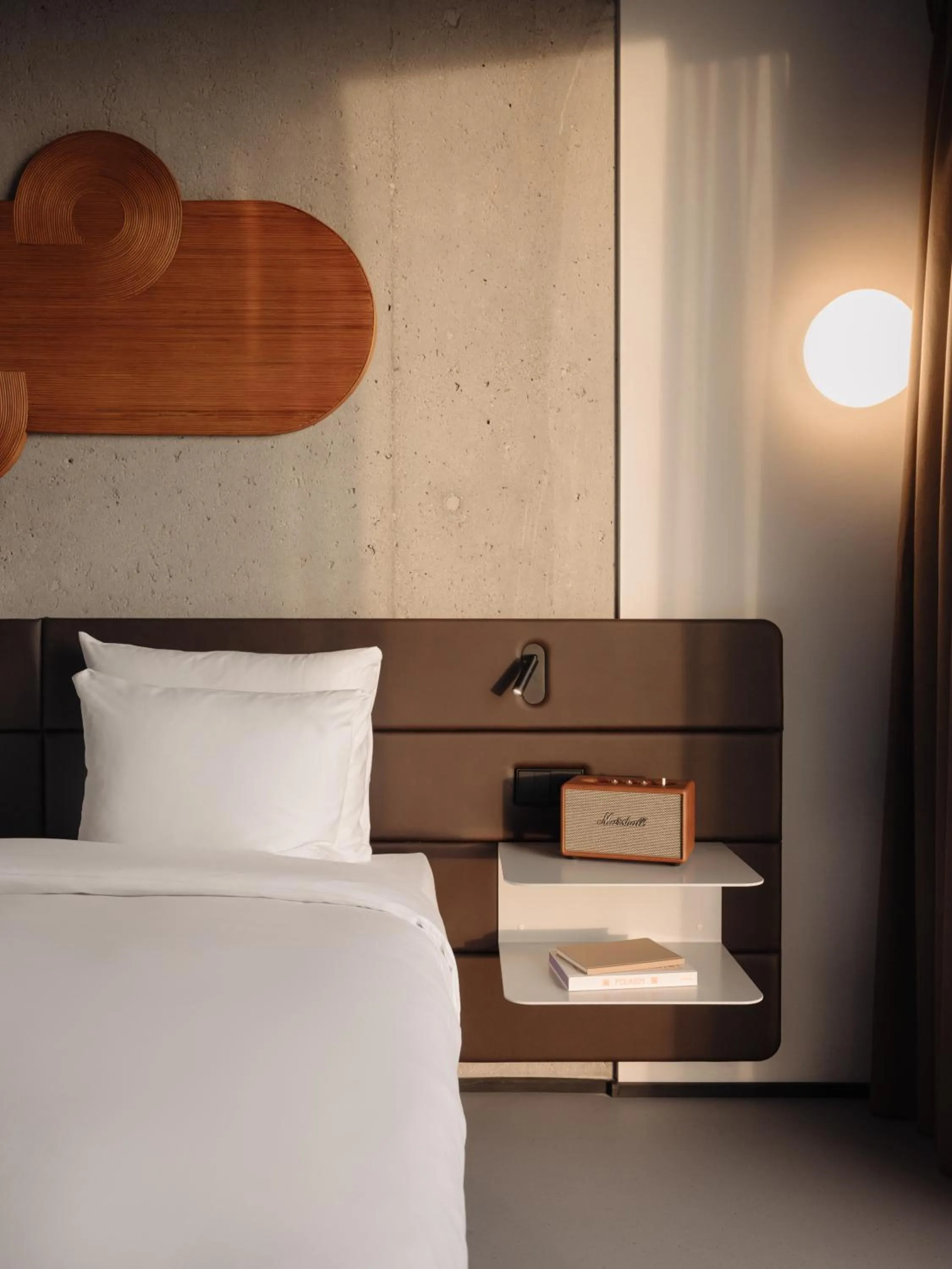 Bed in Hotel V Oosterpark