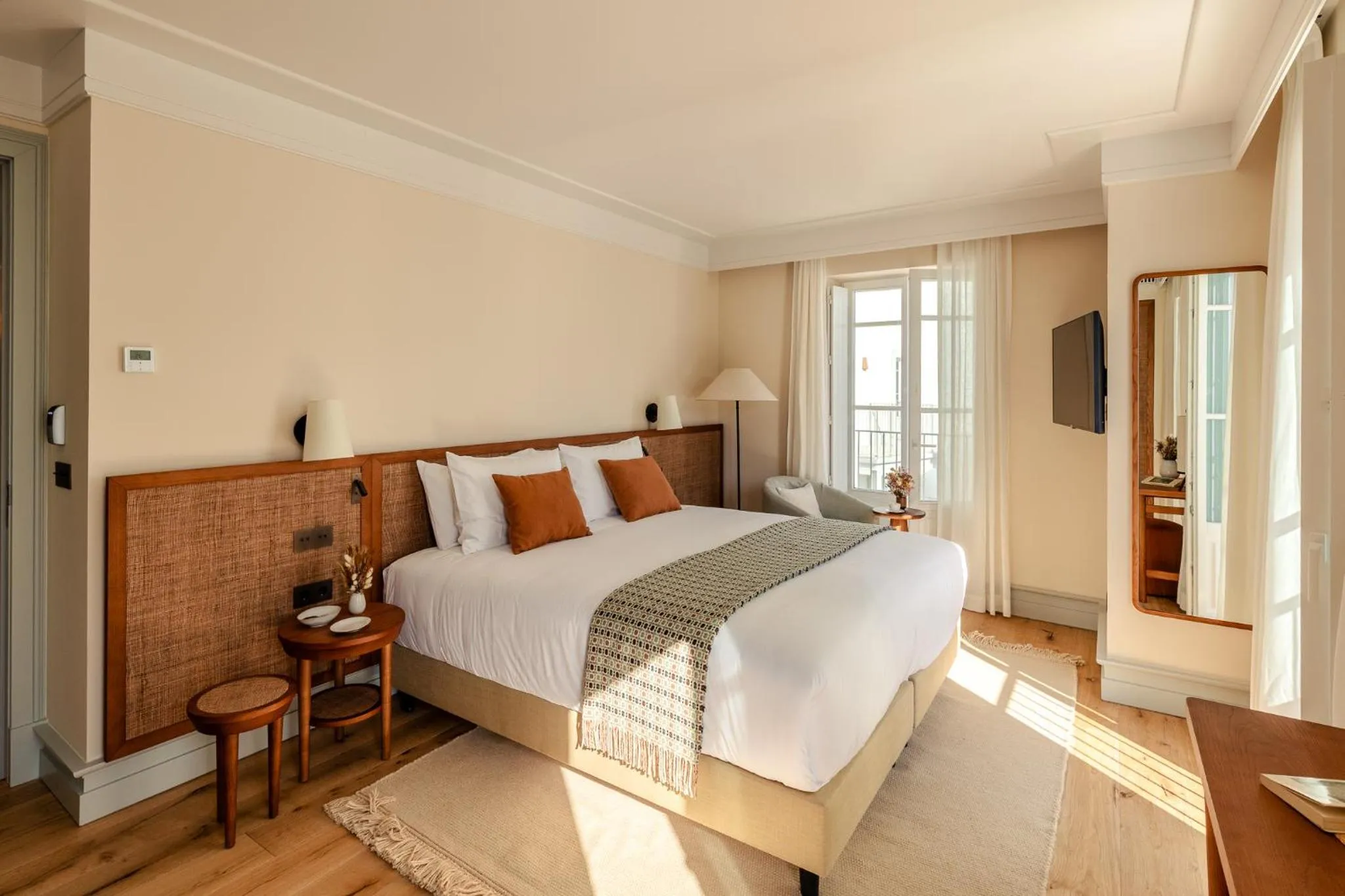 Bed in Palácio de Tavira, a Small Luxury Hotel of the World