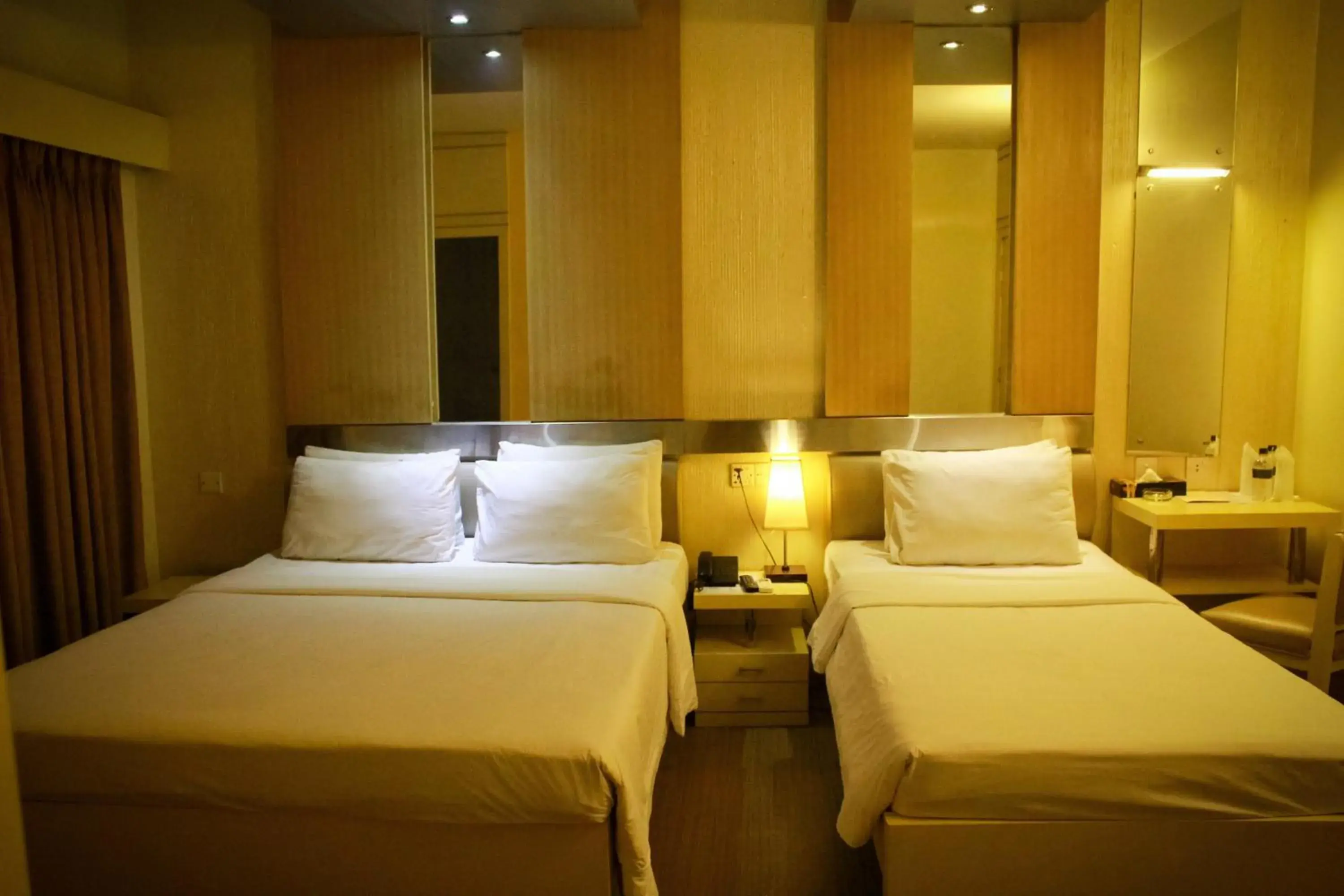 Deluxe Triple Room in Hotel Ornate Deluxe Triple Room in Hotel Ornate