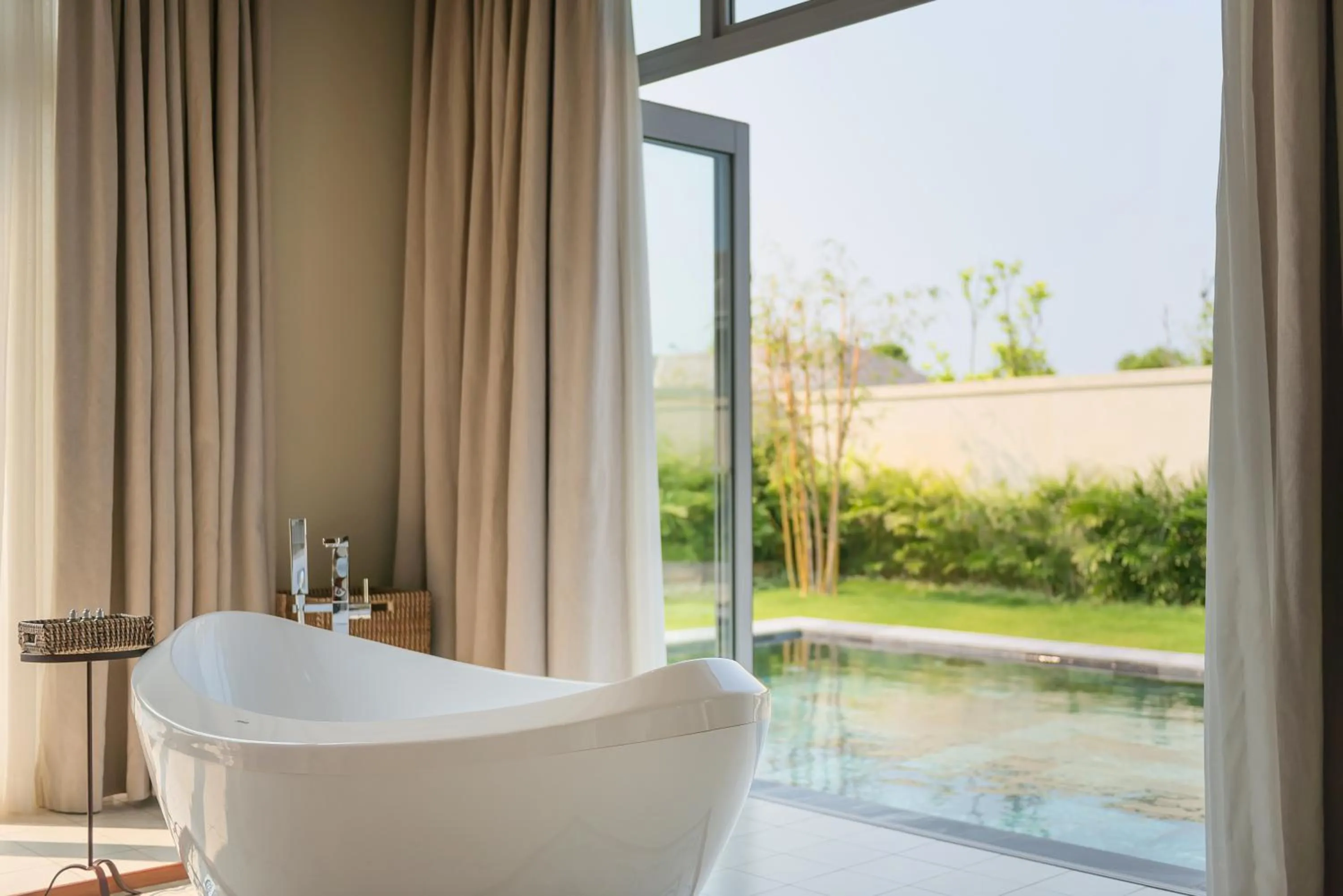 Pool view in FLC Luxury Hotel Samson