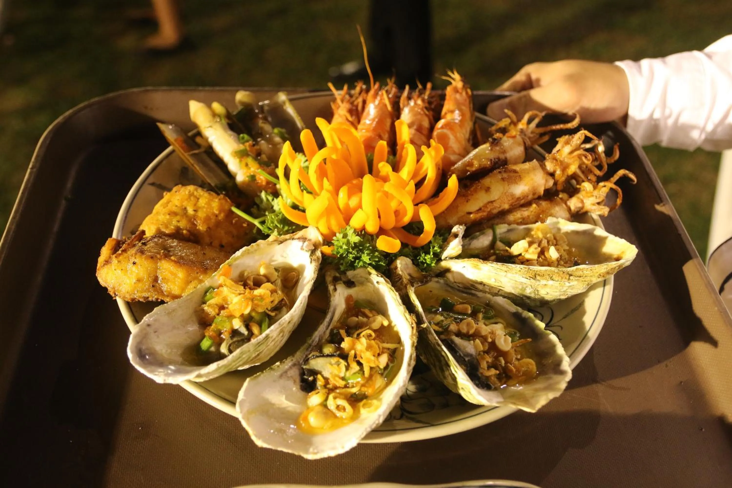 Restaurant/places to eat in FLC Luxury Hotel Samson