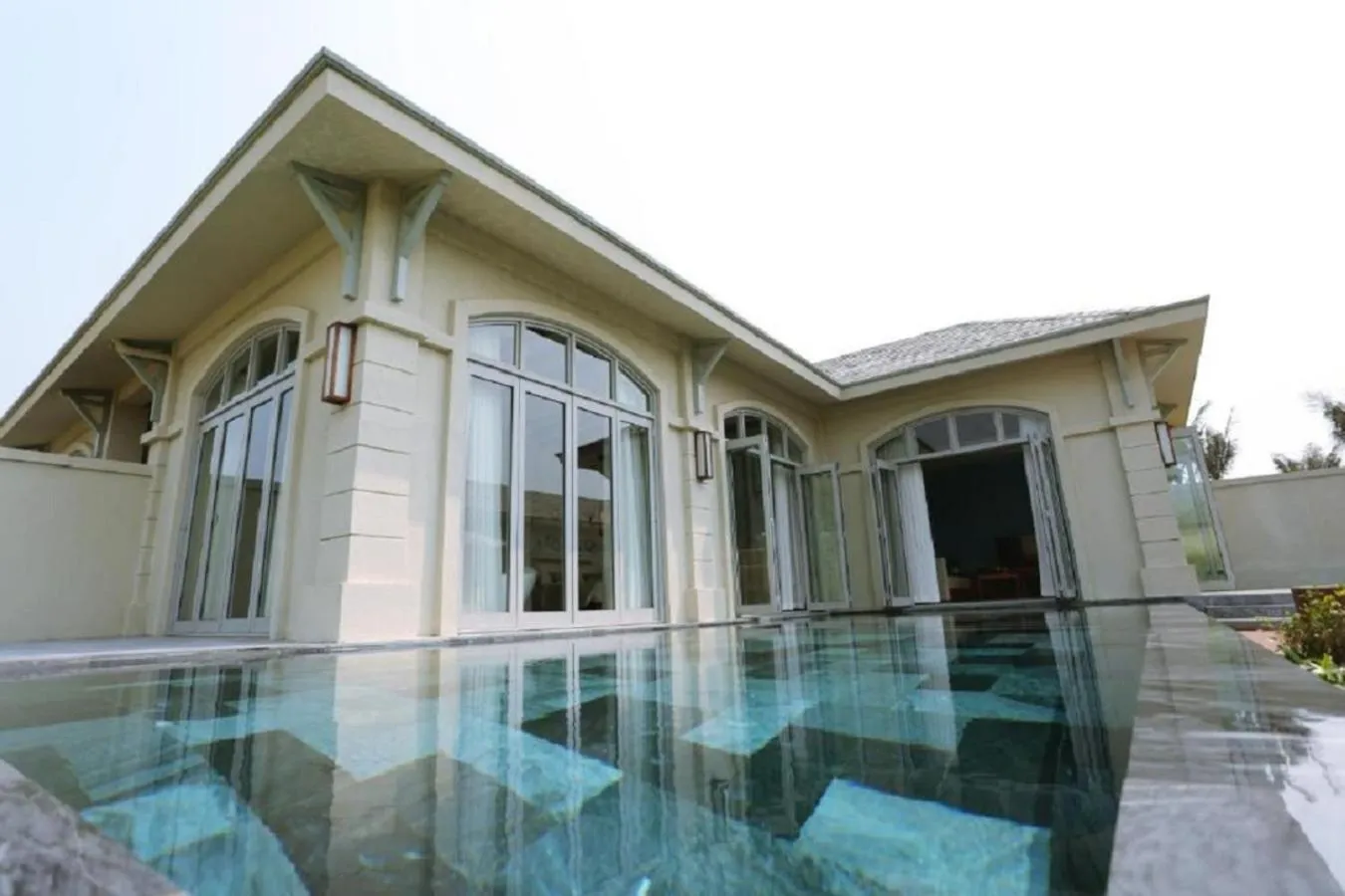 Swimming pool in FLC Luxury Hotel Samson