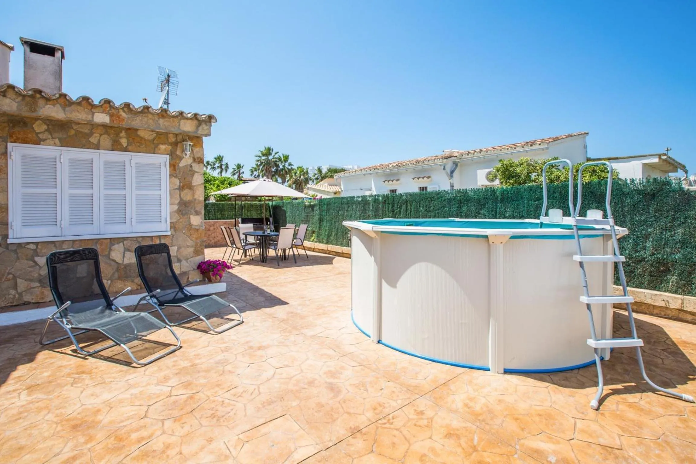Three-Bedroom Villa in Can Rovet