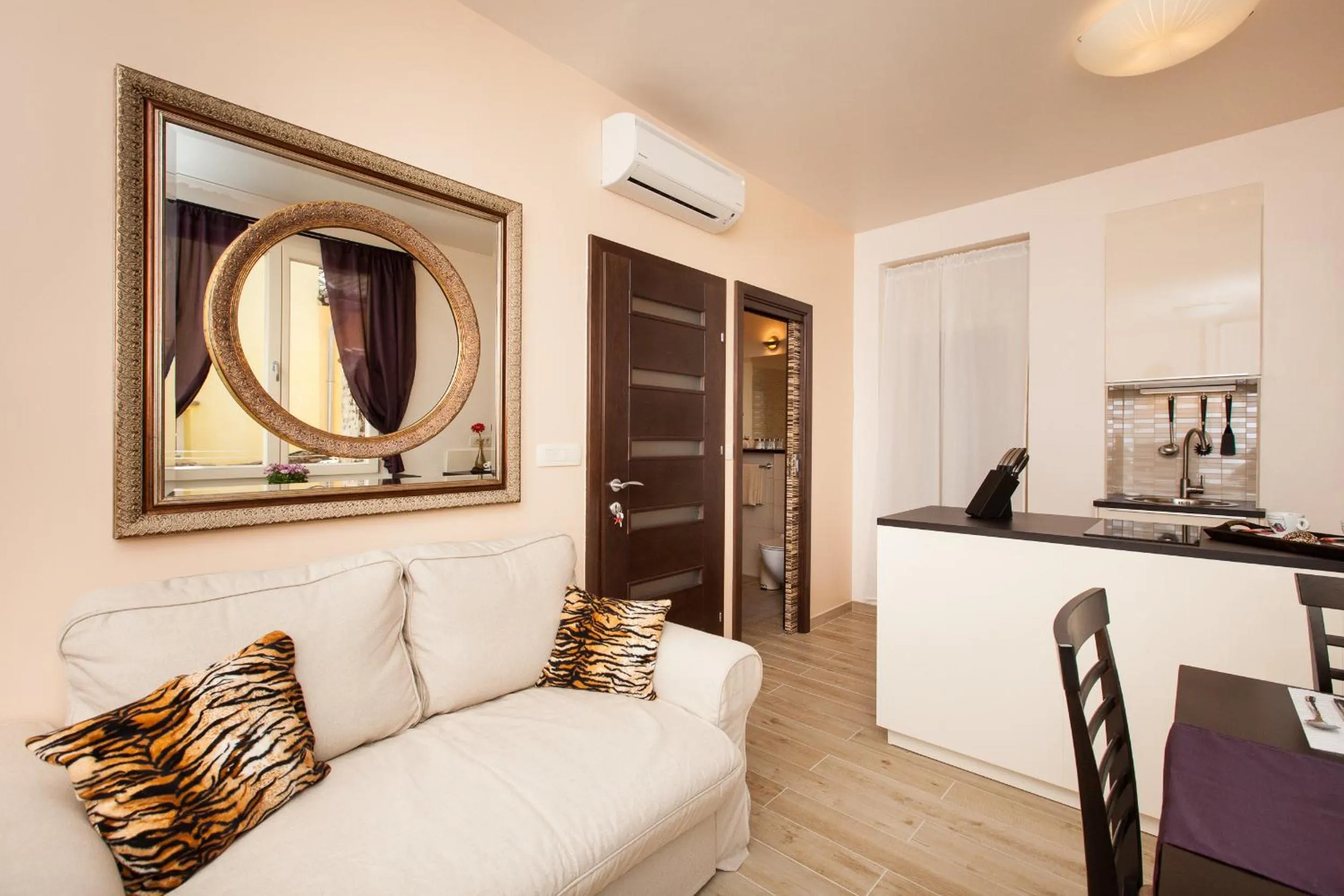 Kitchen or kitchenette in Apartments Villa Bianca