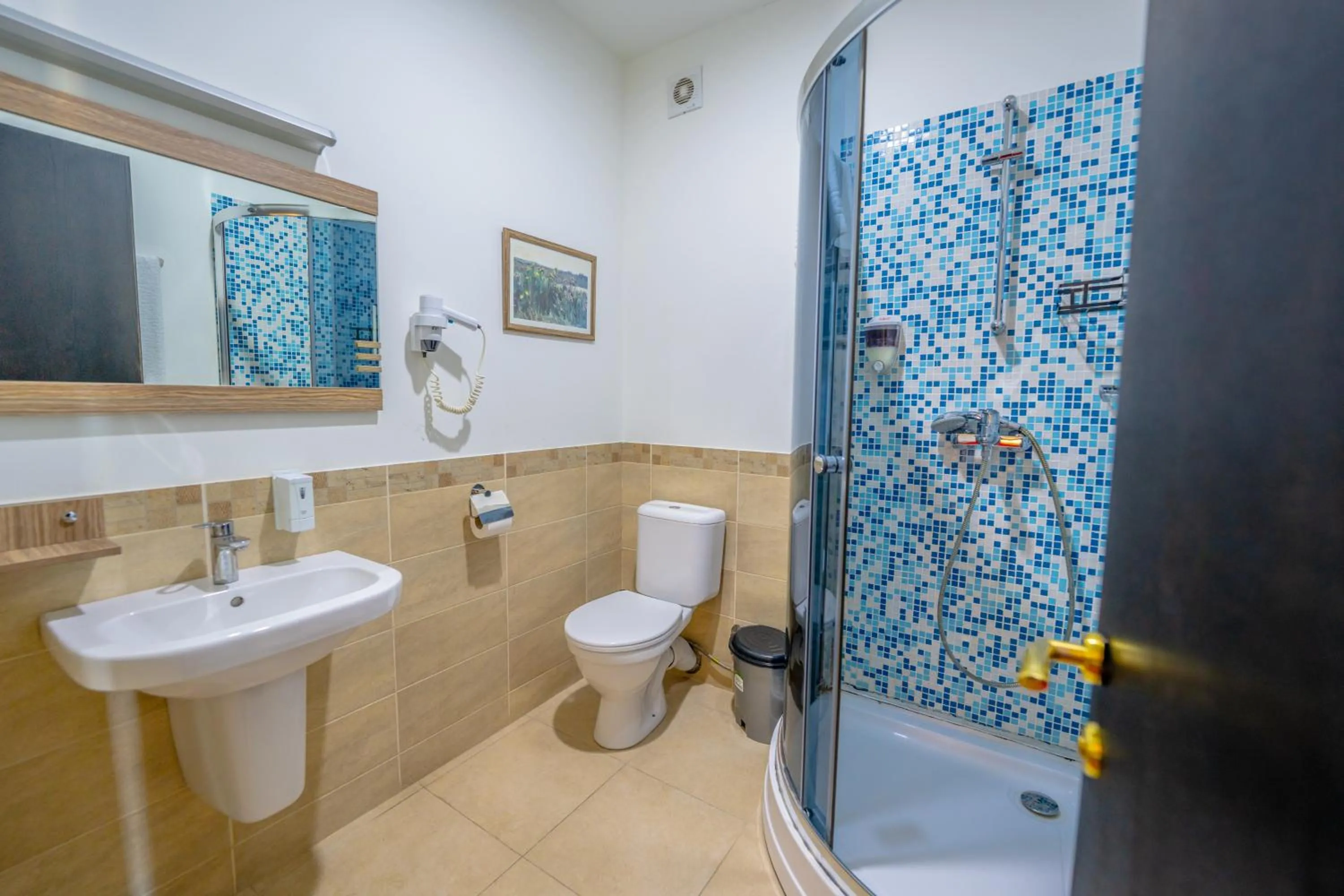 Bathroom in Kopala Tskneti Hotel