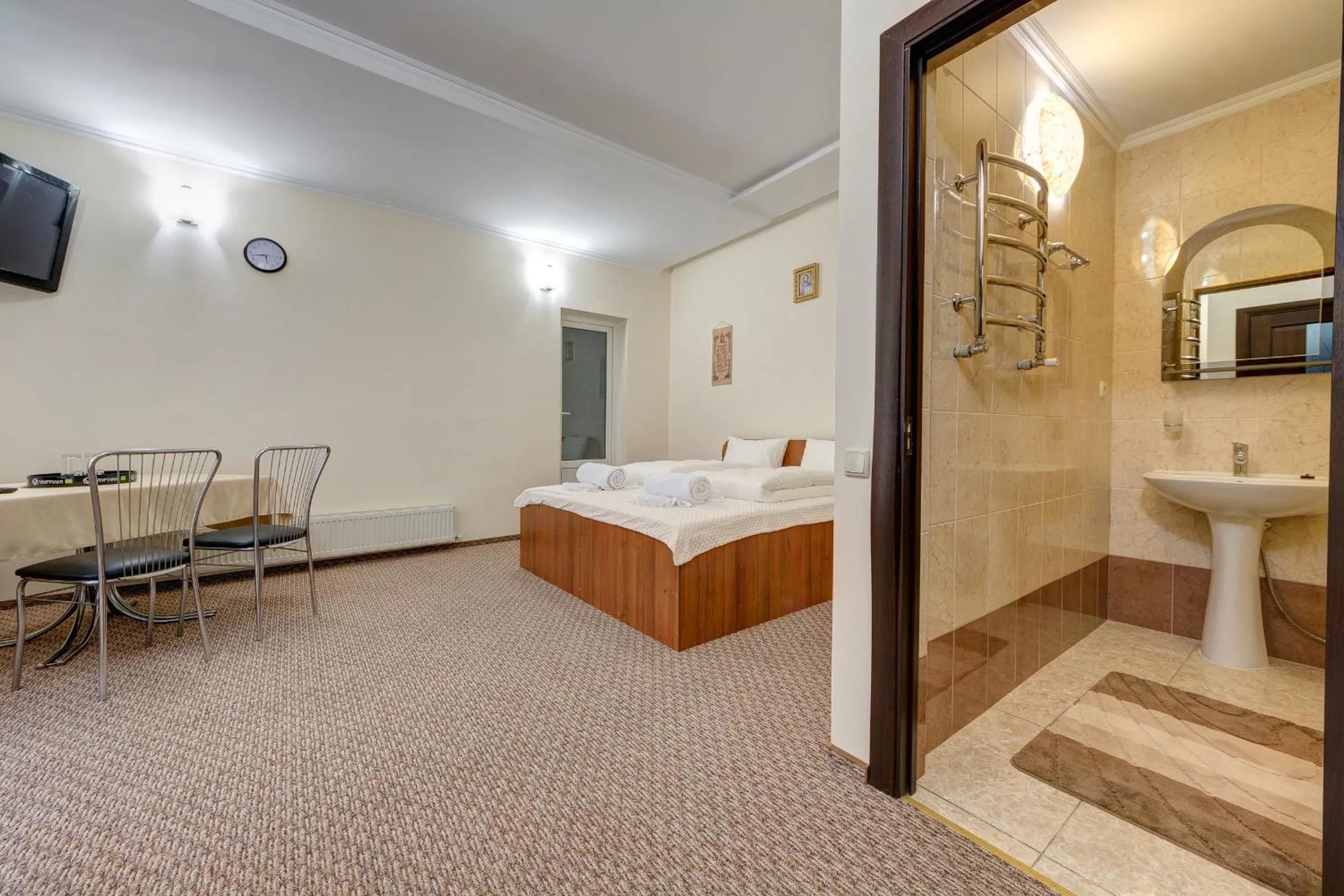 Living room, Bed in Torba