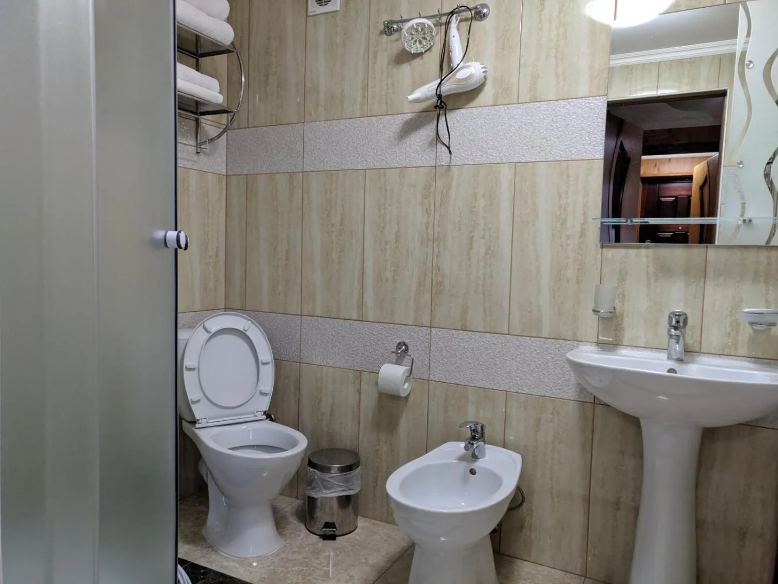 Toilet in Torba