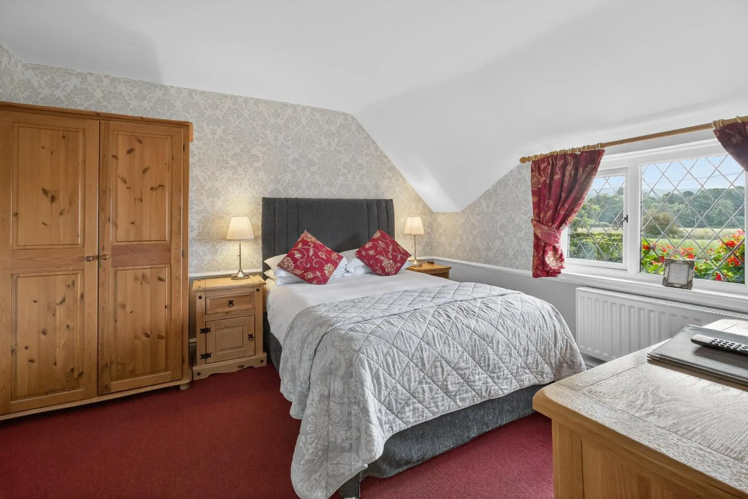 Standard Double Room in Greyhound Country Inn Standard Double Room in Greyhound Country Inn