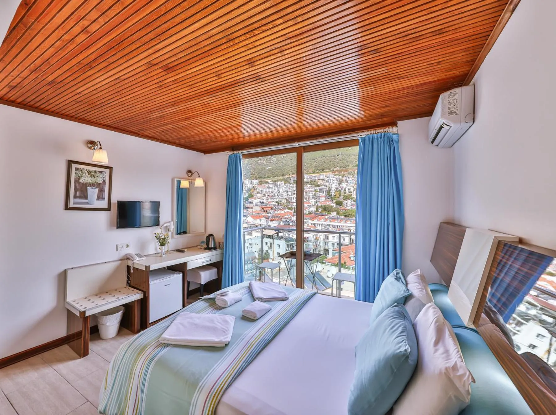 Photo of the whole room, Bed in Hotel Sonne - Adults Only