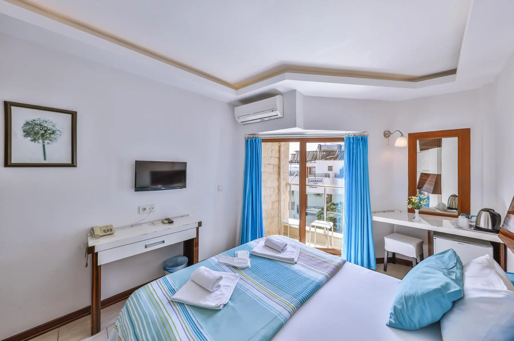 Photo of the whole room, Bed in Hotel Sonne - Adults Only