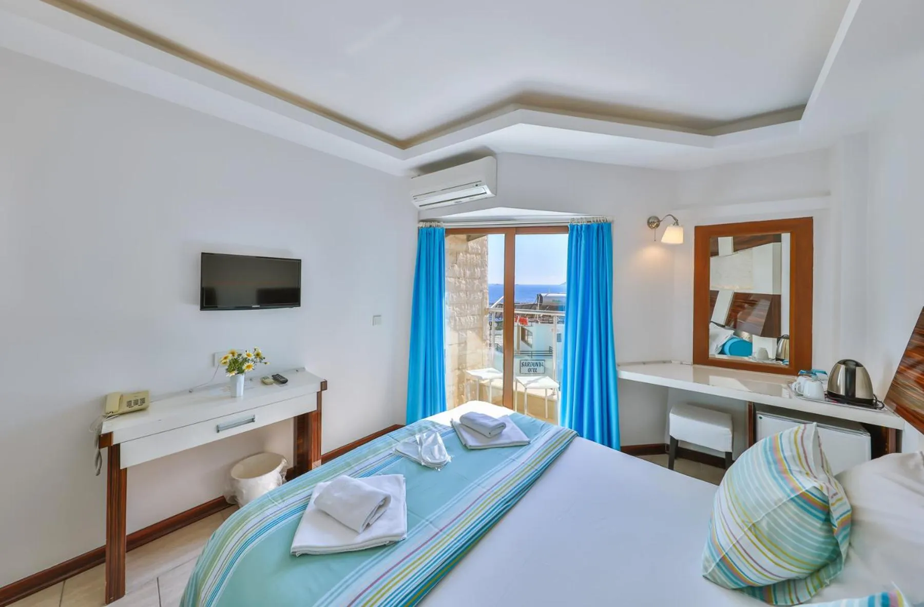 Photo of the whole room, Bed in Hotel Sonne - Adults Only