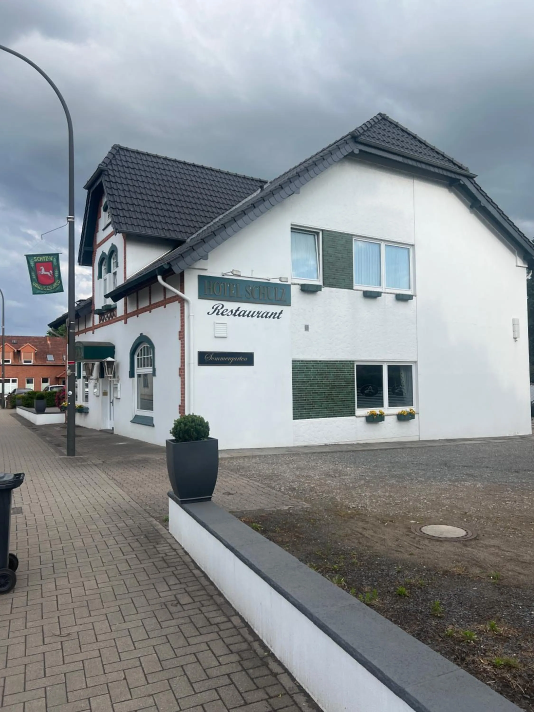Property building in Hotel Bremer Kreuz