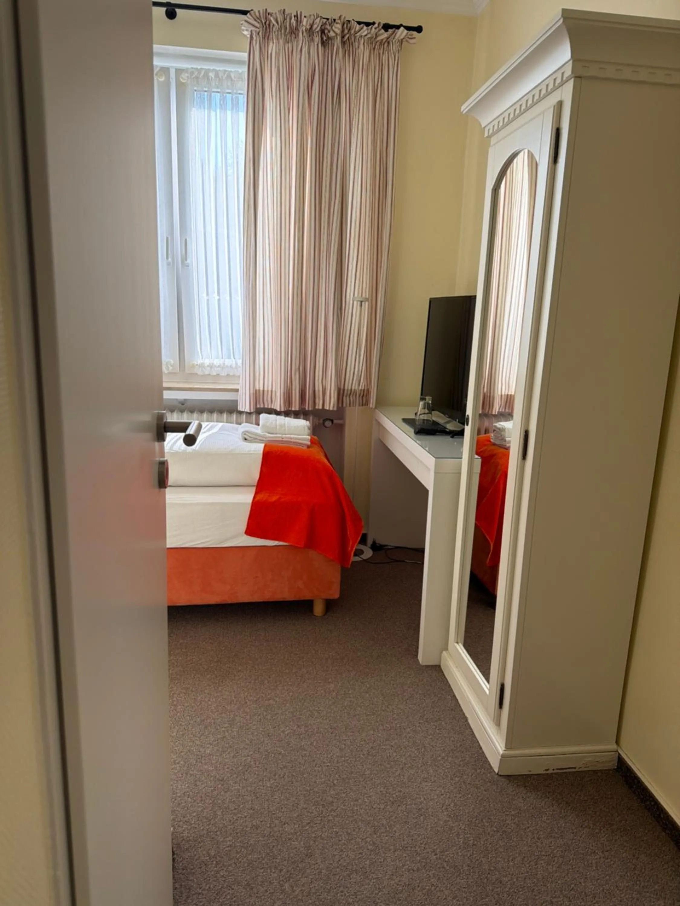 Bed in Hotel Bremer Kreuz