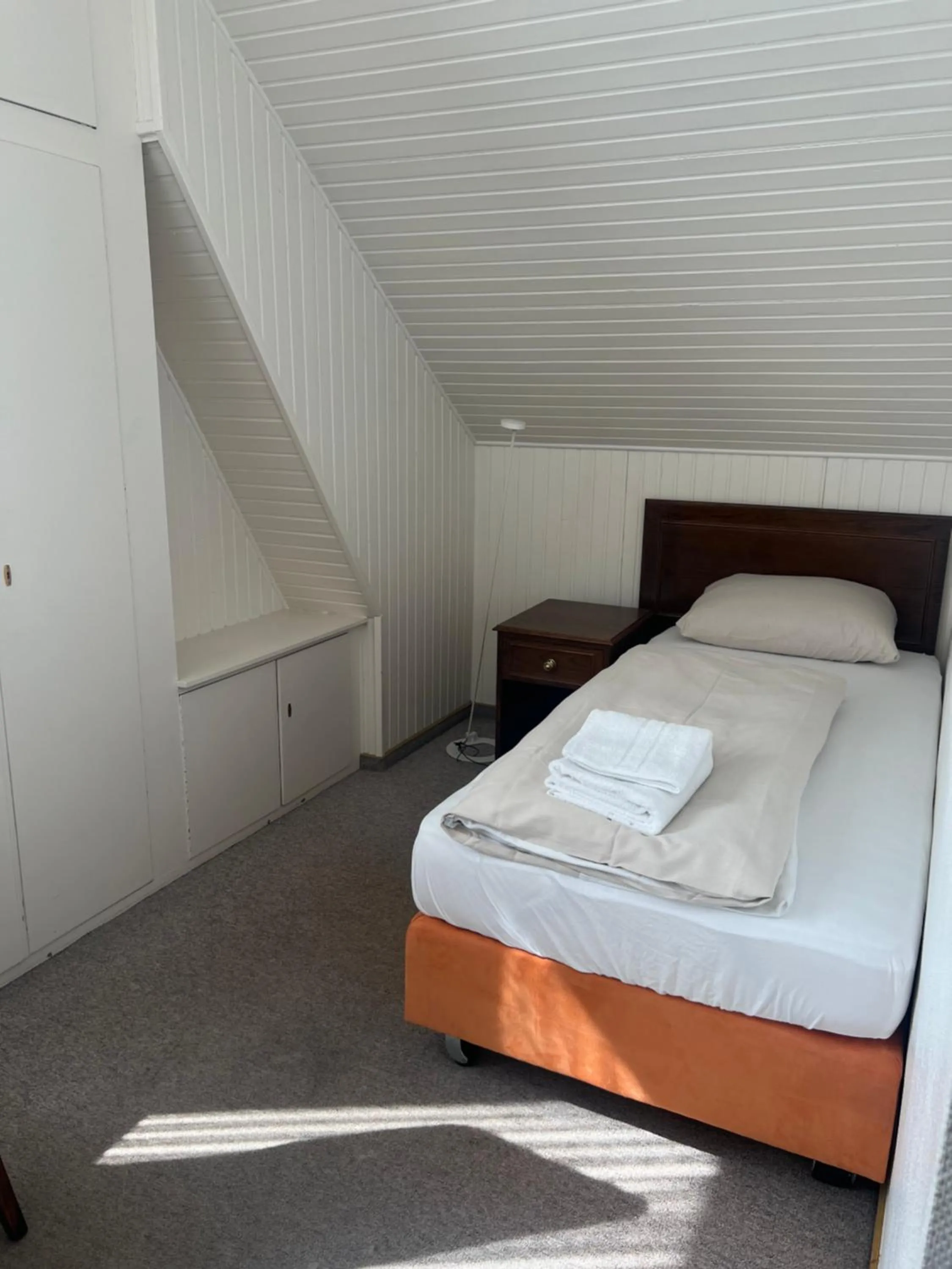Bedroom, Bed in Hotel Bremer Kreuz