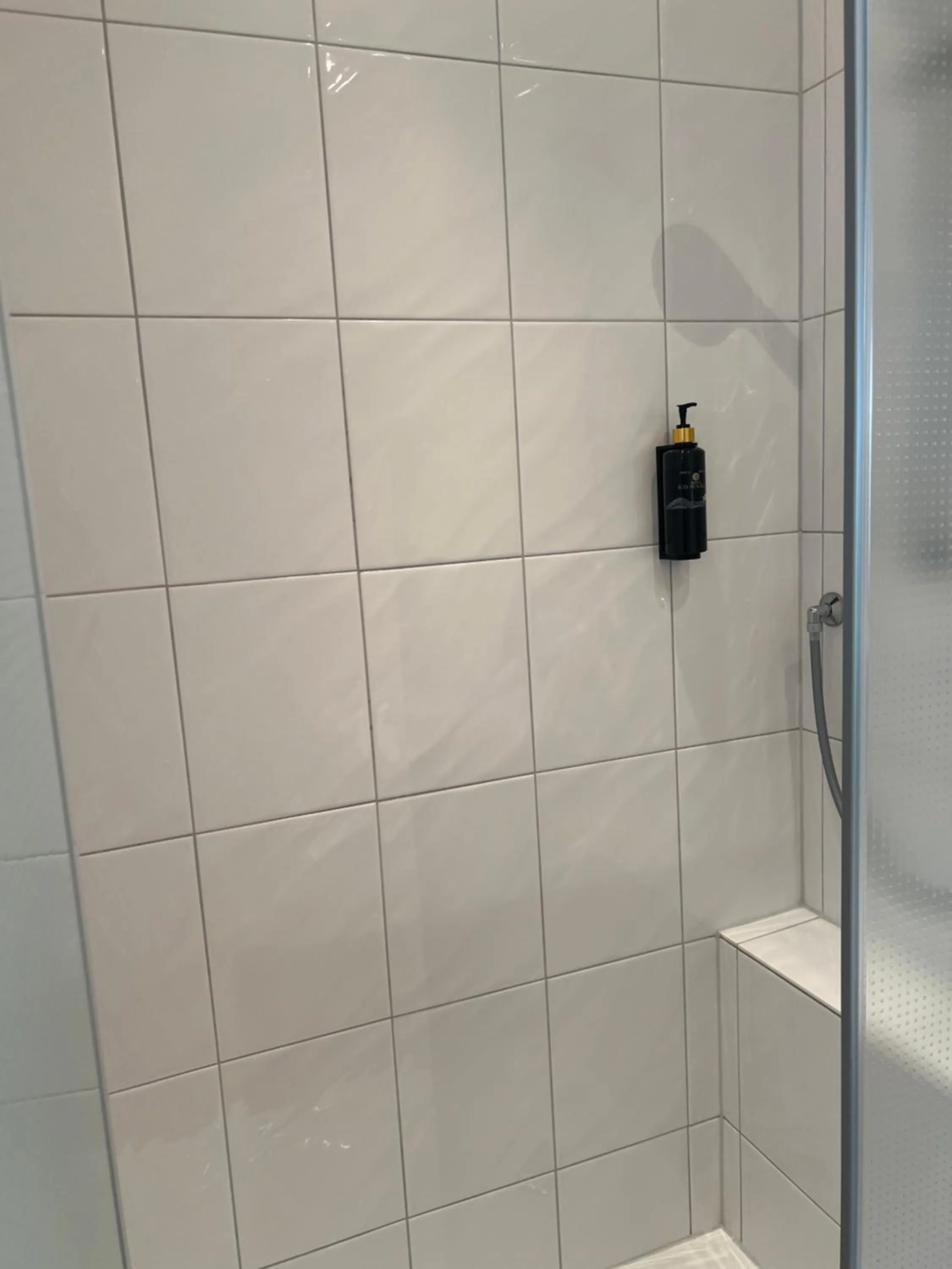 Shower in Hotel Bremer Kreuz