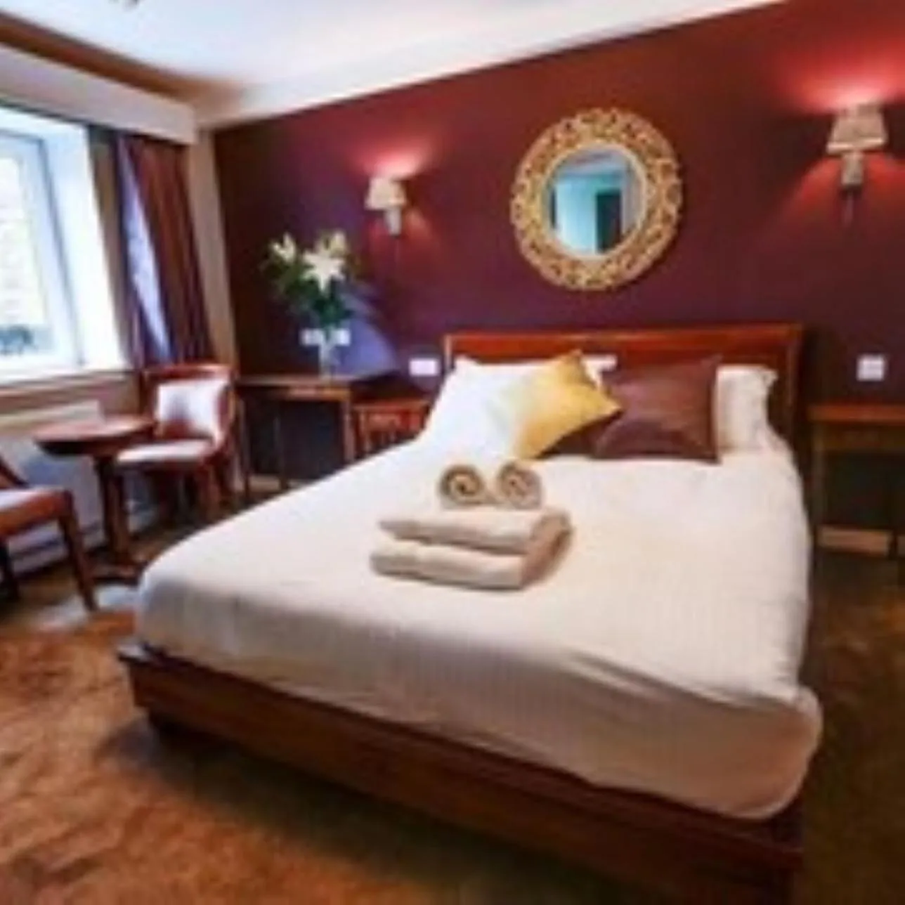 Bed in Friars Wynd Guest Rooms