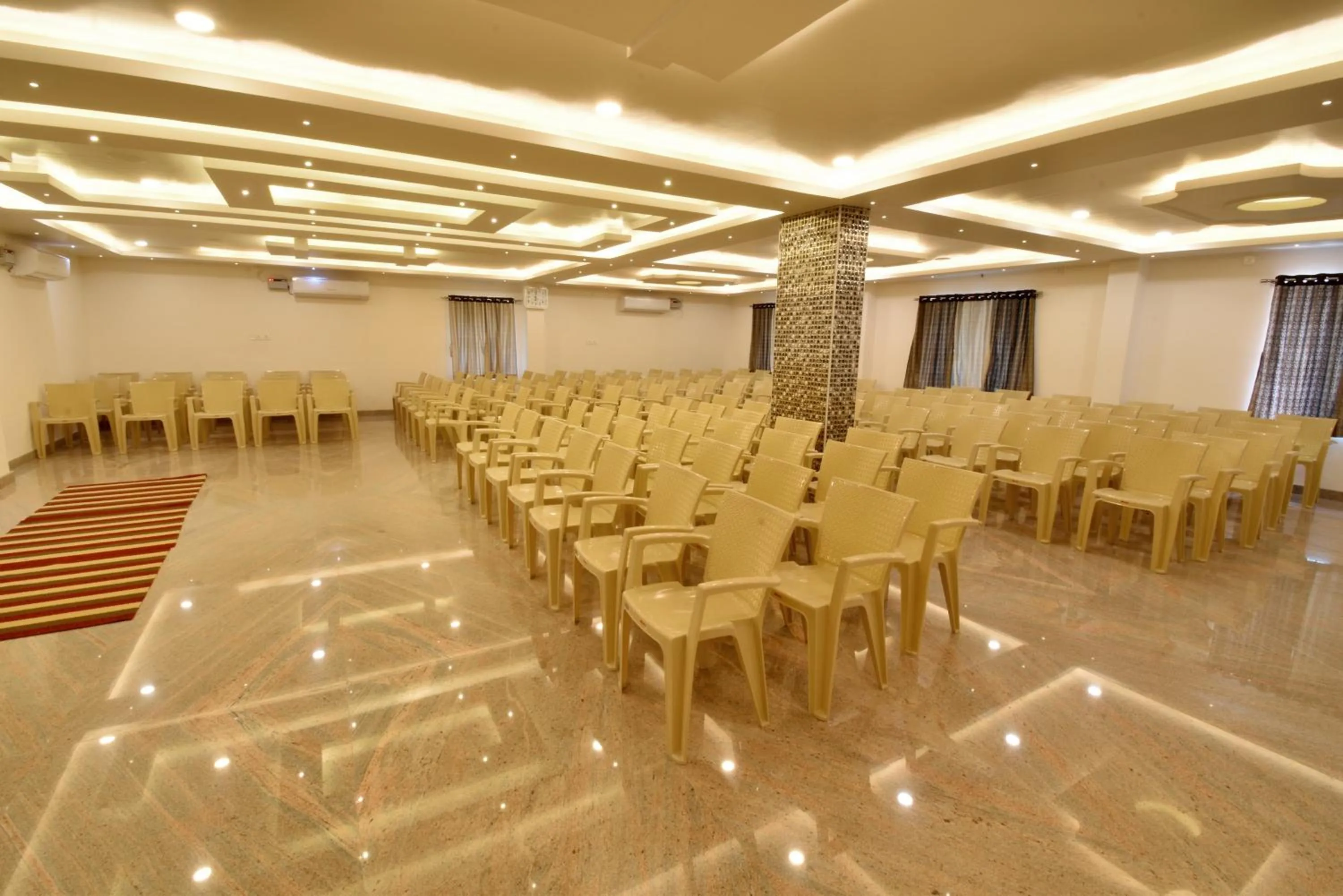 Meeting/conference room in Cannan Residency Pondicherry