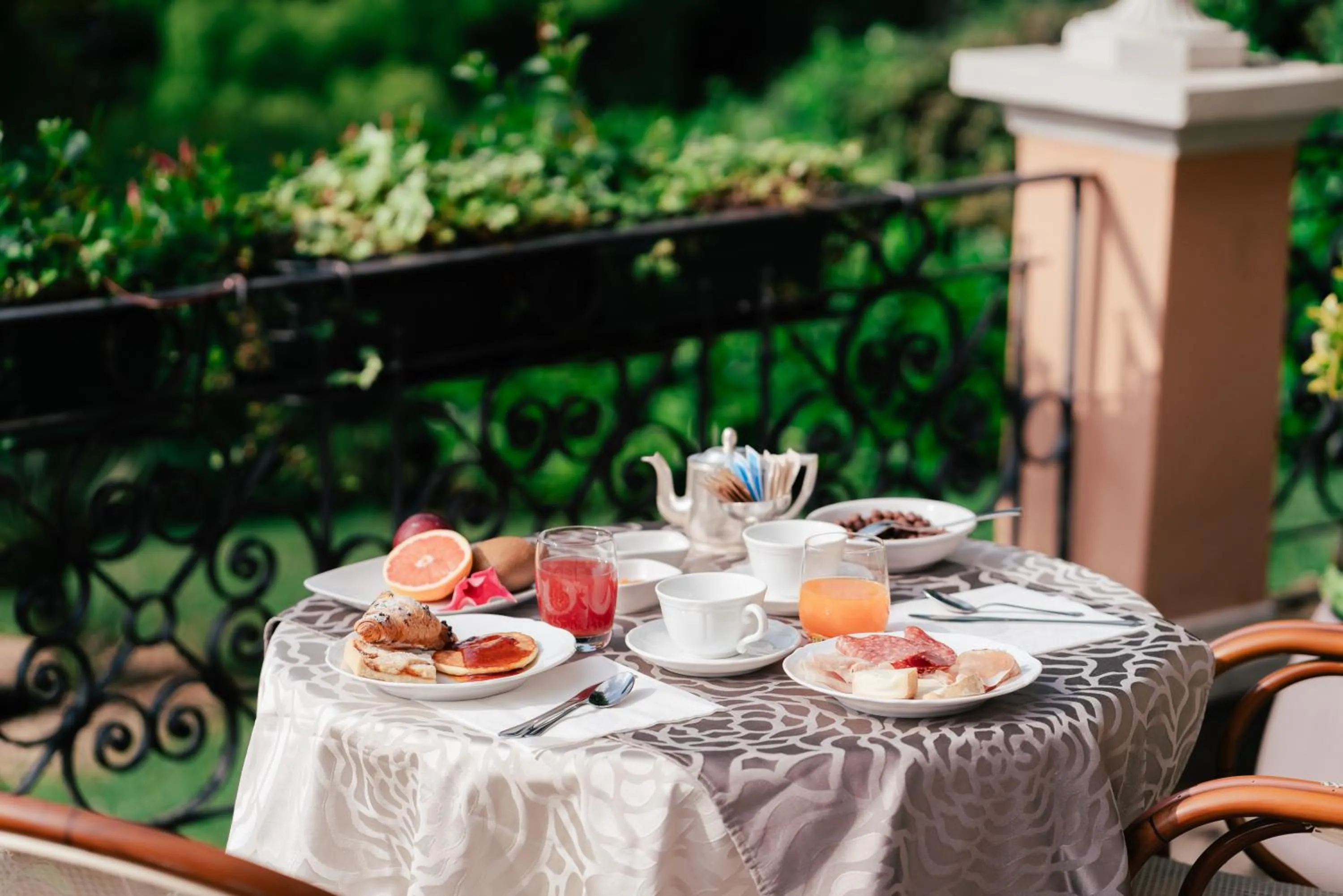 Garden in Hotel Bellevue