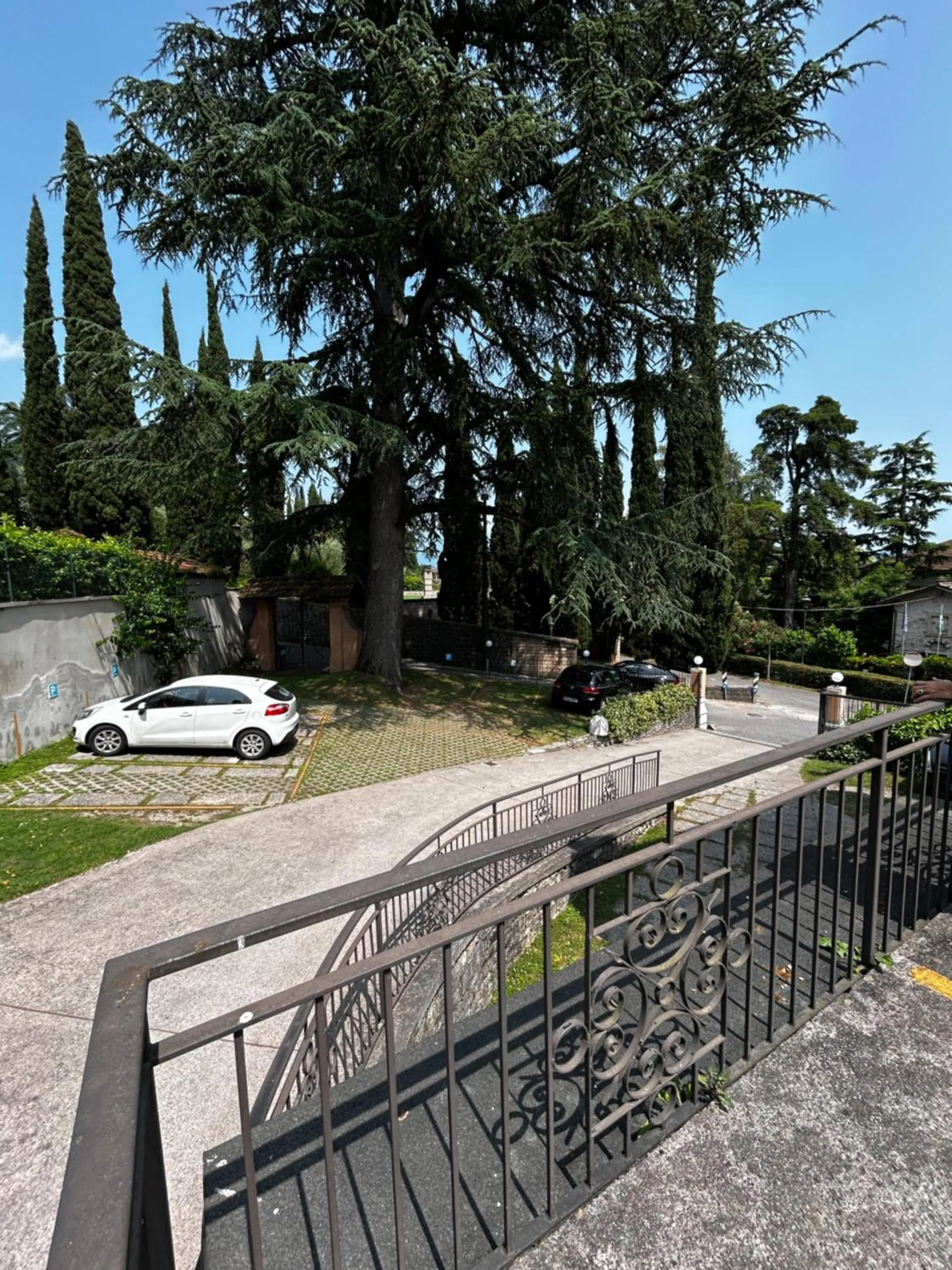 Parking in Hotel Bellevue