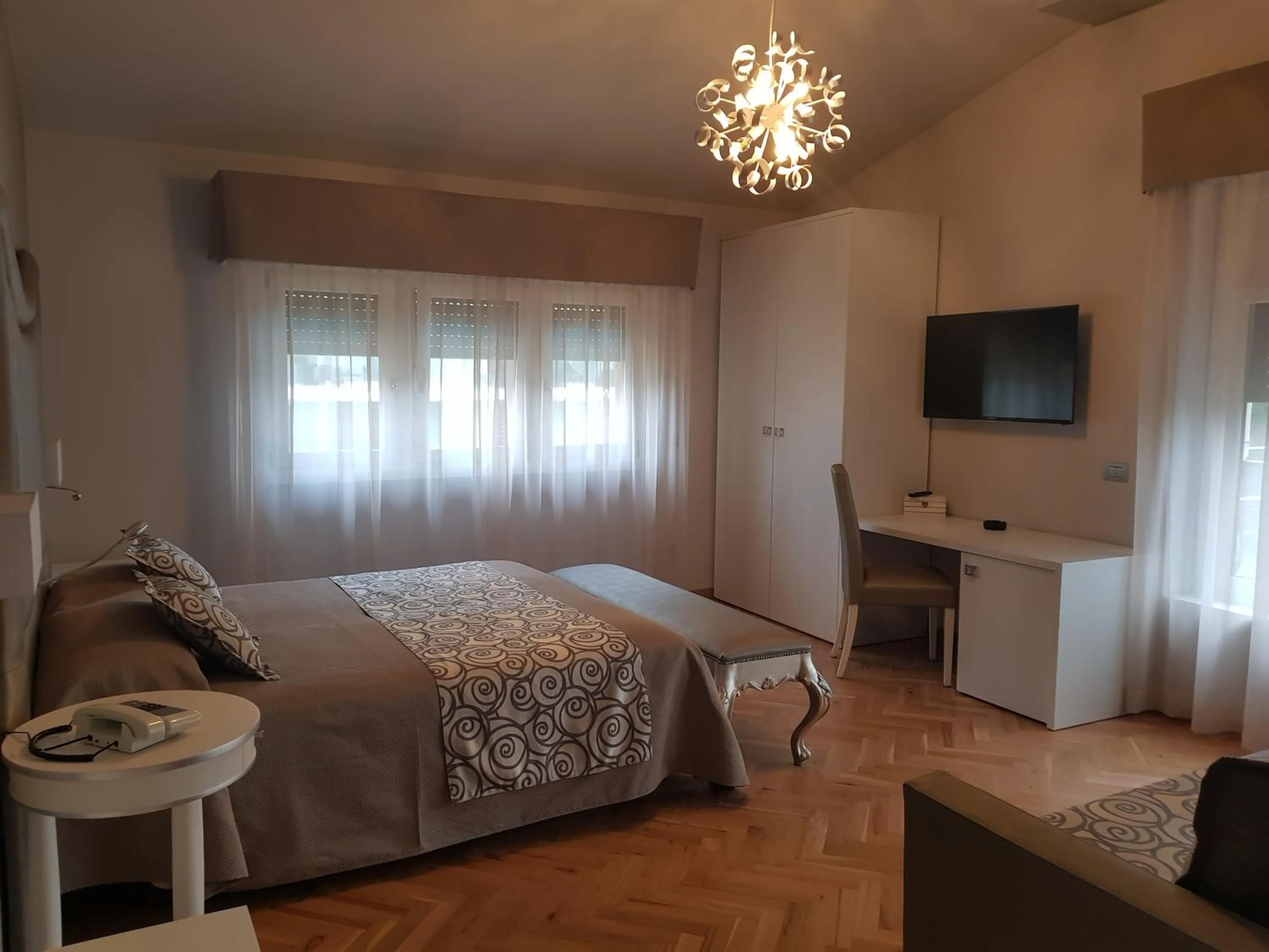 Bed in Hotel Bellevue