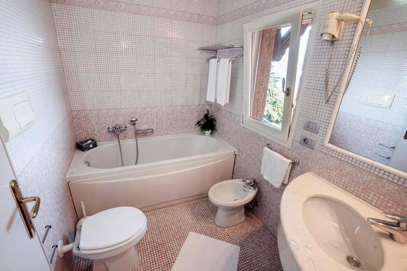 Bathroom in Hotel Bellevue