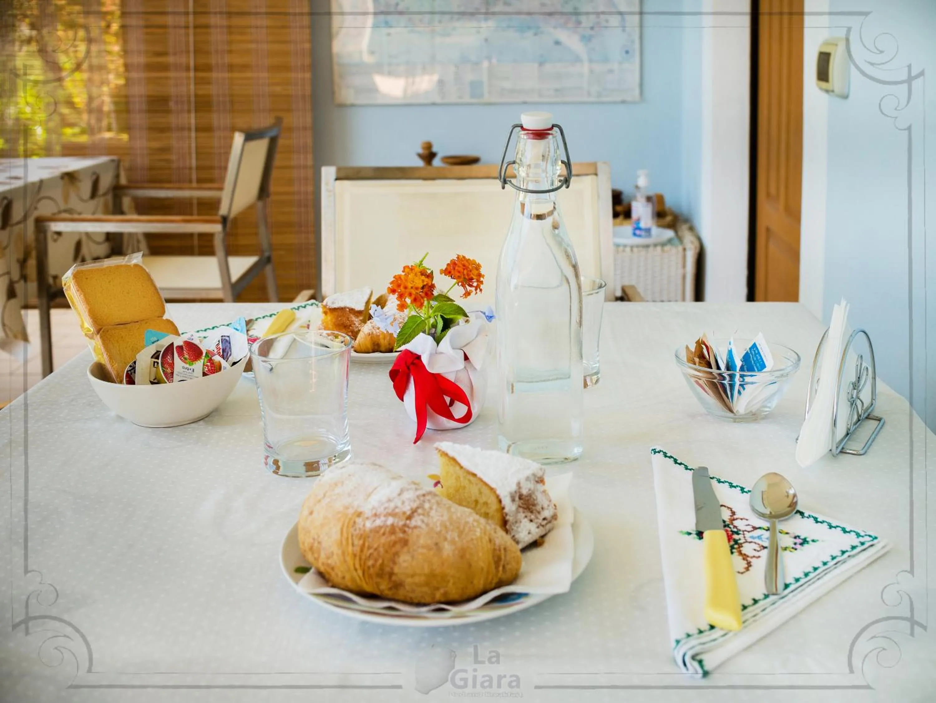 Breakfast in B&b La Giara