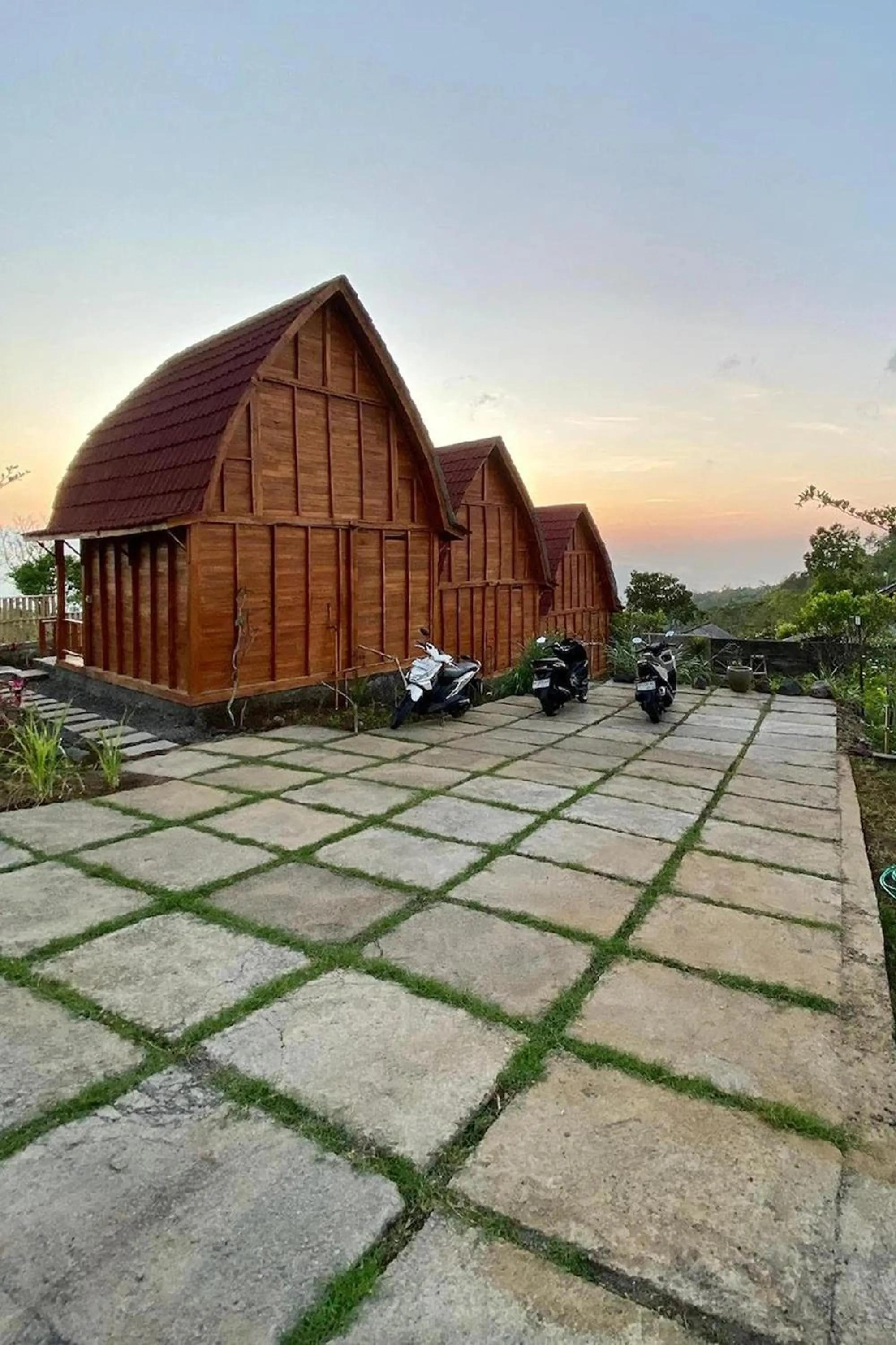 Property building in Munduk Terrace