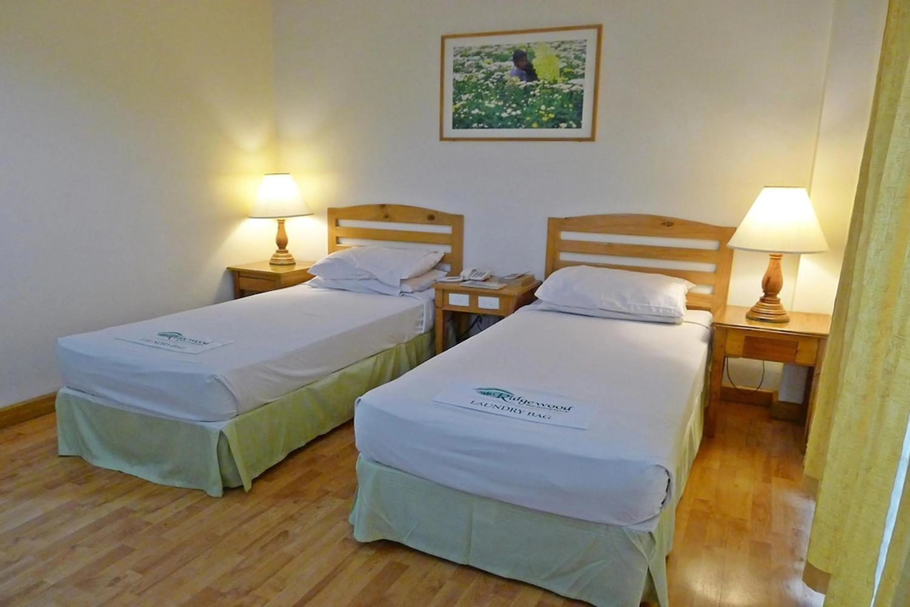 Deluxe Twin Room in Ridgewood Hotel Baguio near The Mansion