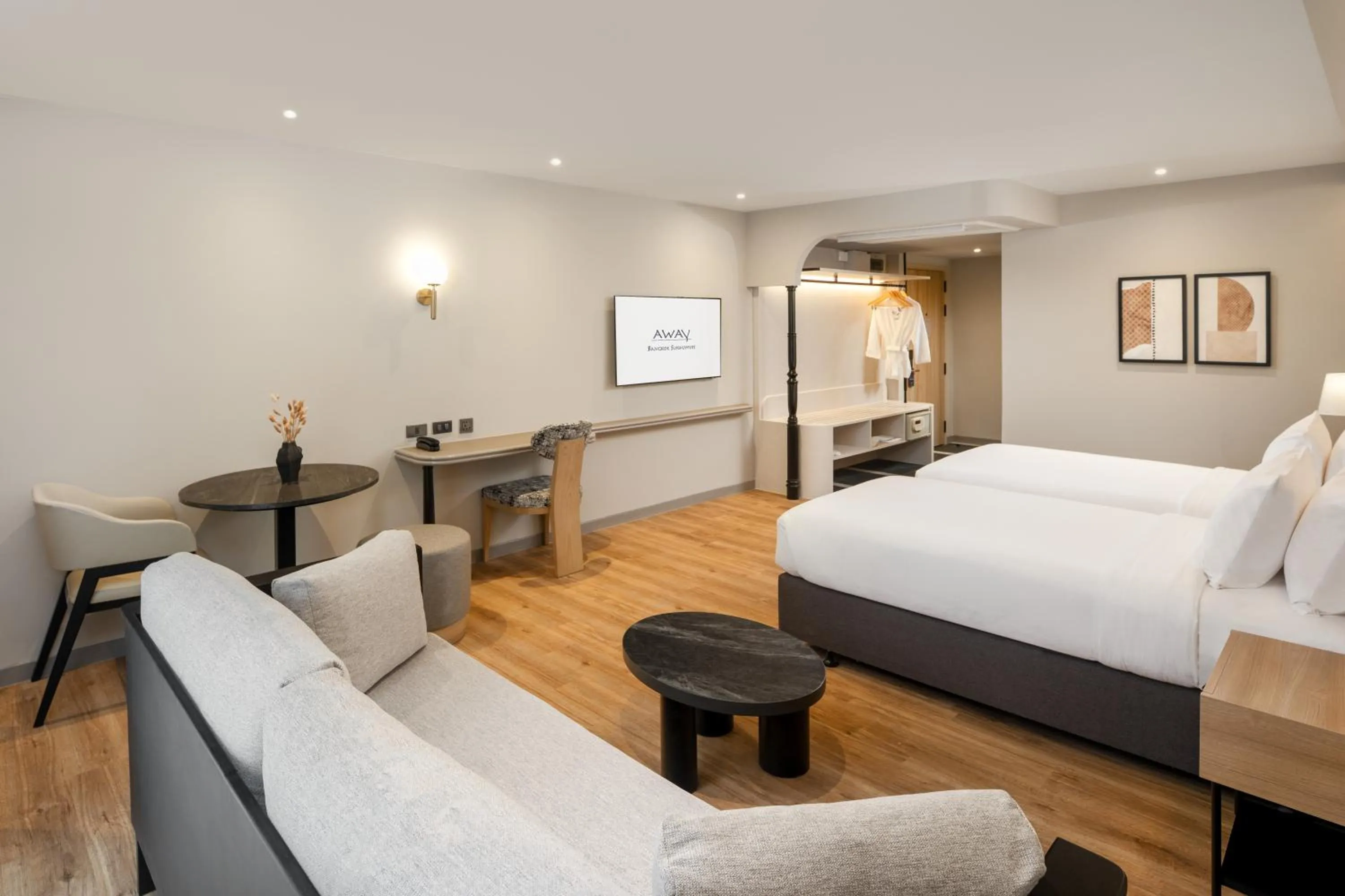 Photo of the whole room, Bed in Away Bangkok Sukhumvit